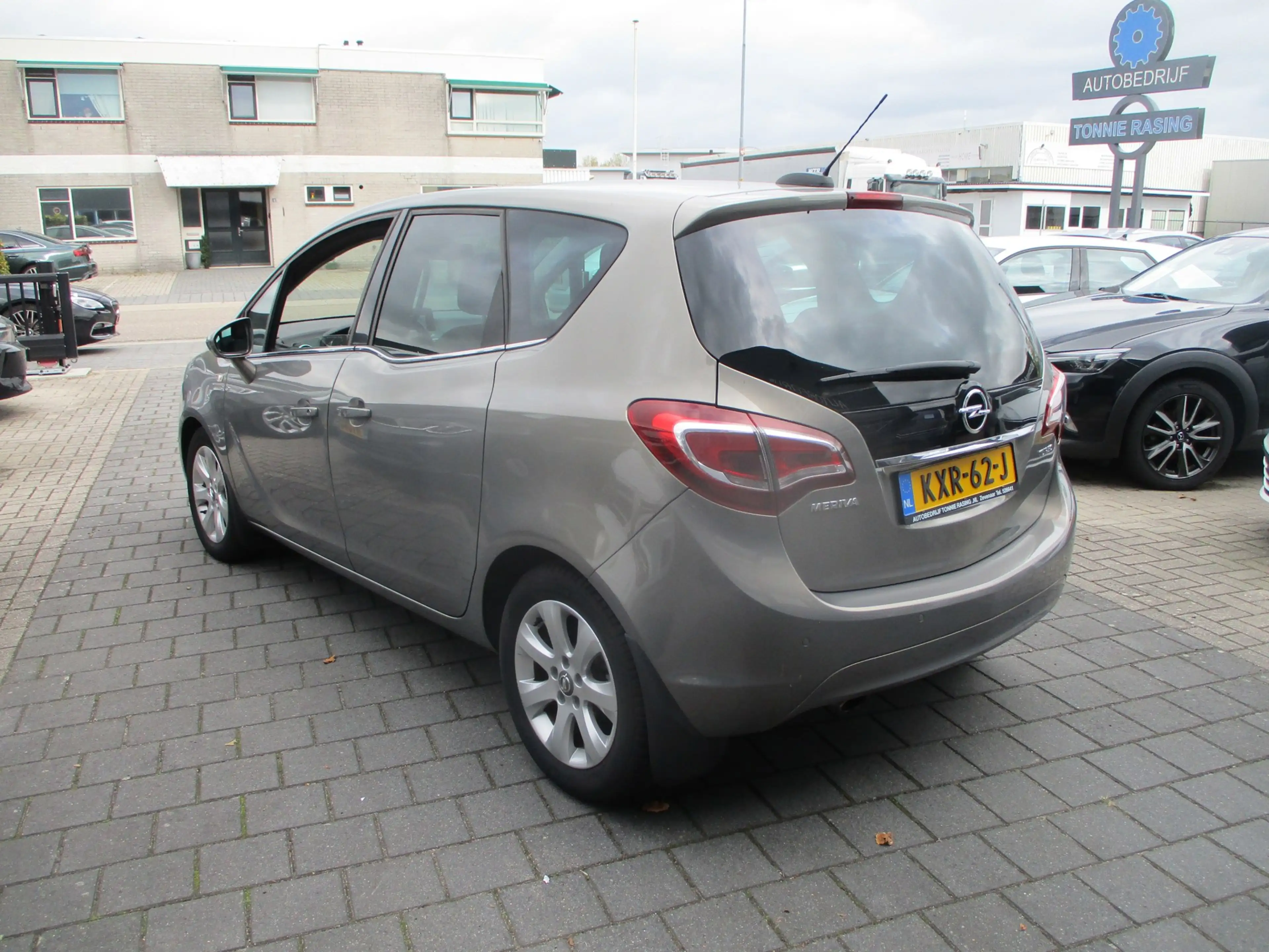 Opel Meriva 1.4 Turbo Blitz,automaat,ledere bekleding — photo 2