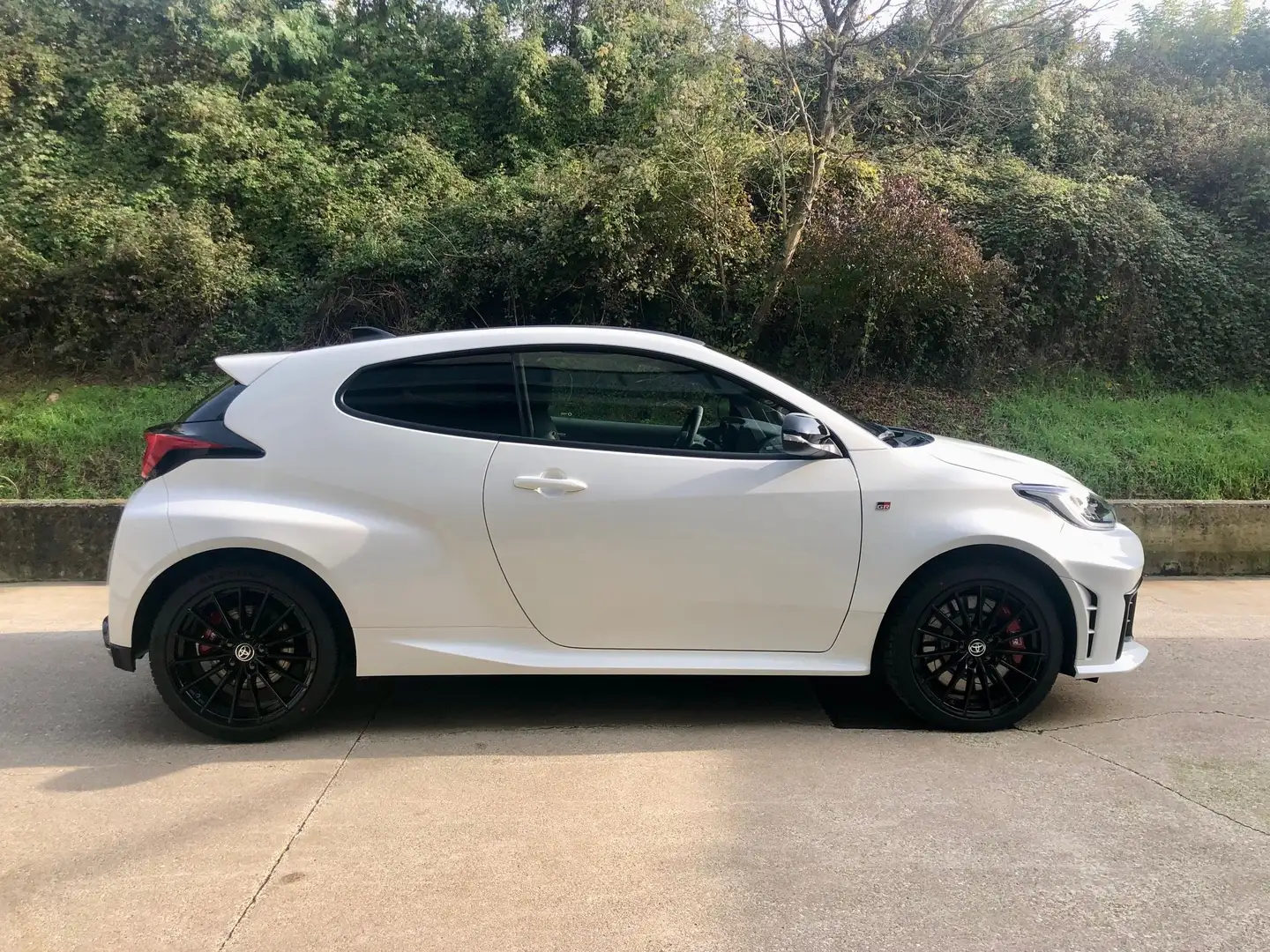 Toyota Yaris GR MANUALE 280 CV Weiß - 1