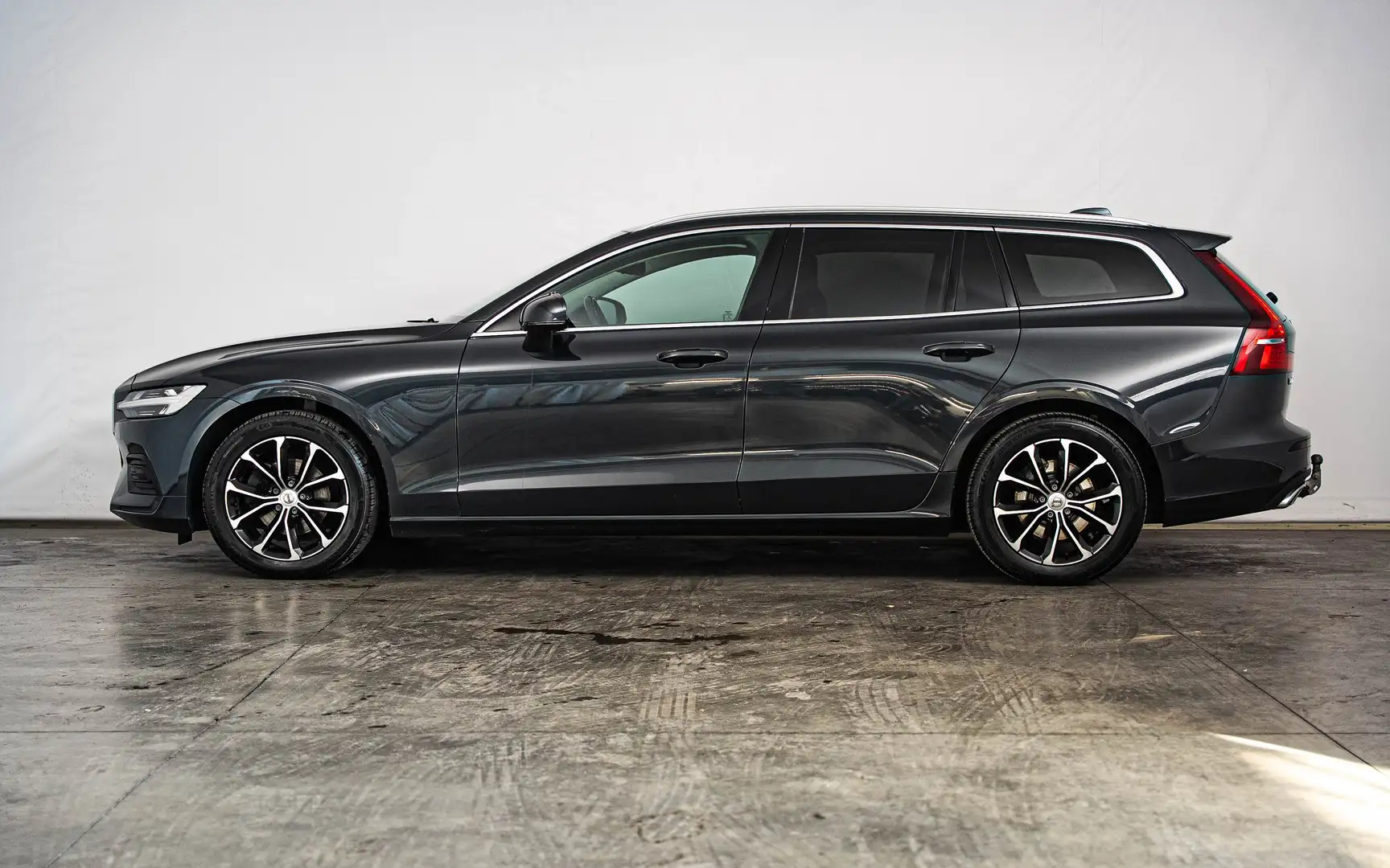 Volvo V60 V60 2.0 D3 Сірий - 2