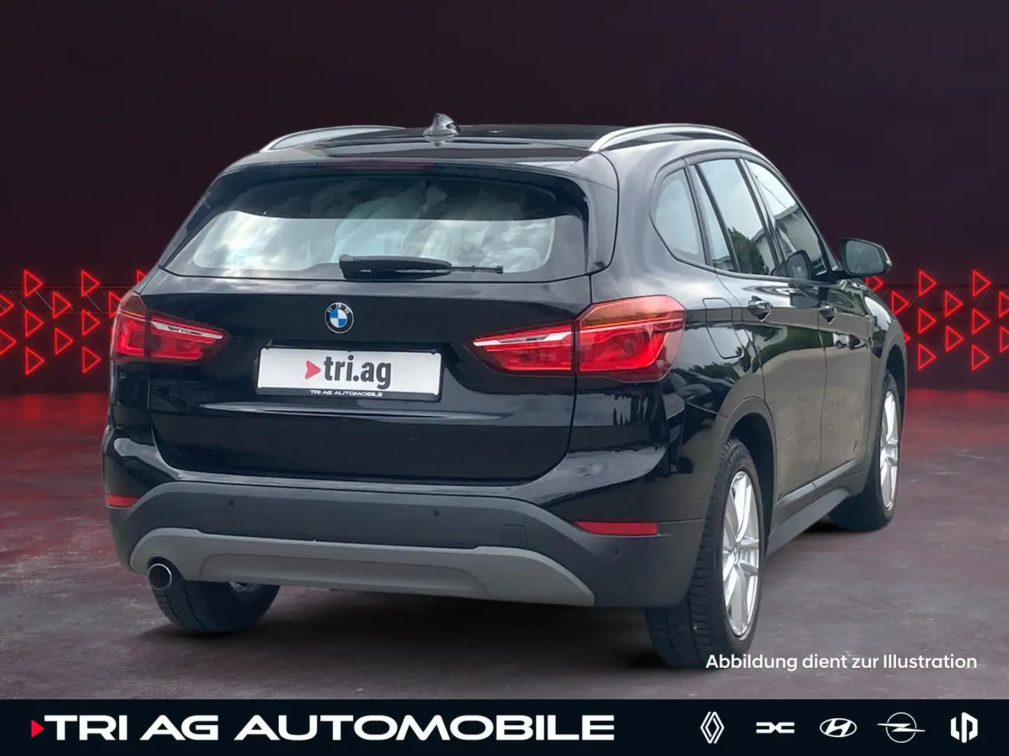 BMW X1 xDrive 18d Advantage GRA PDC SHZ LED Navi Kli Černá - 2