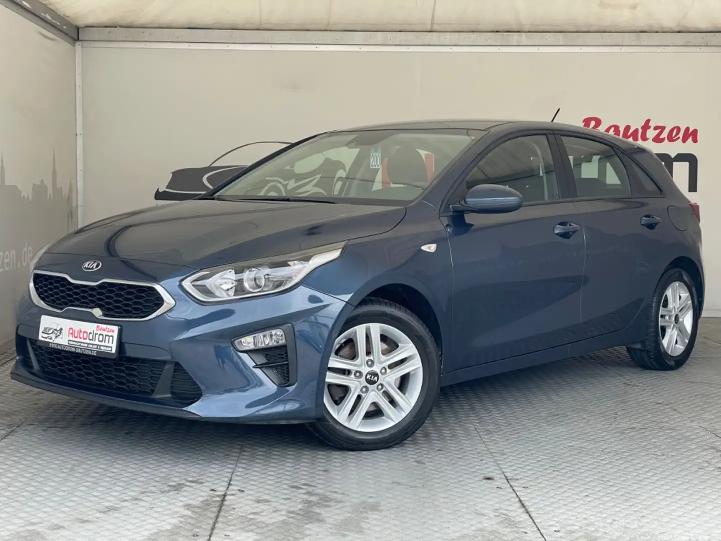 Kia Ceed / cee'd 1.4 Klima Lederlenkrad Tempomat Blau - 1