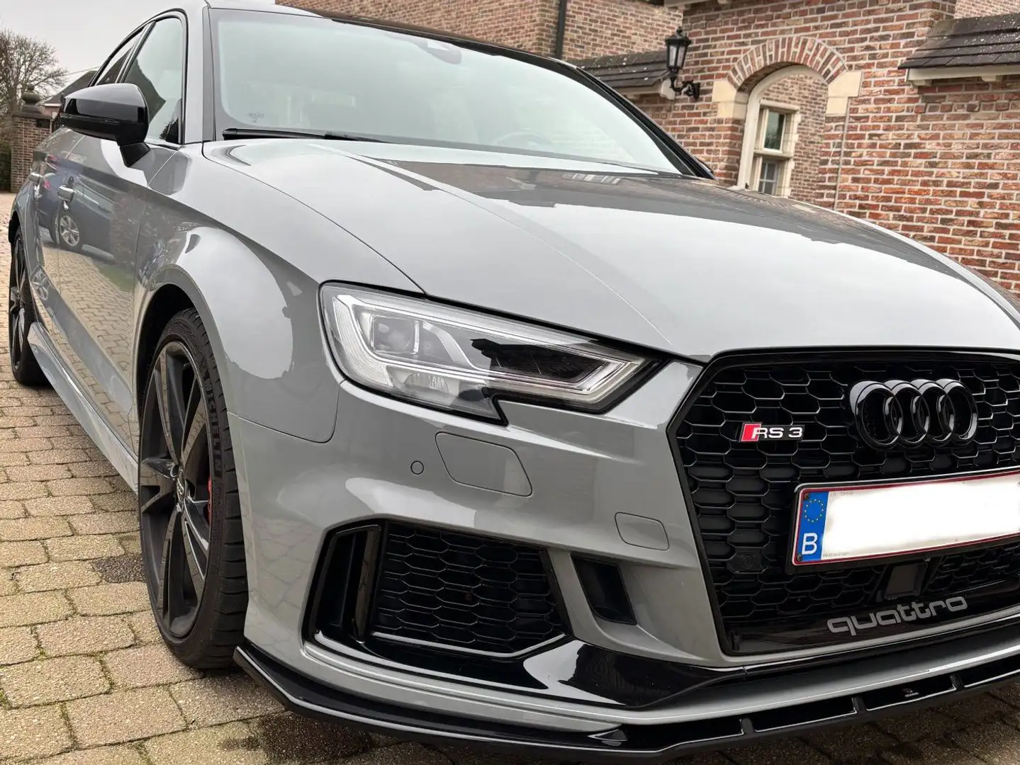 Audi RS3 RS3 Limousine S tronic Grijs - 2