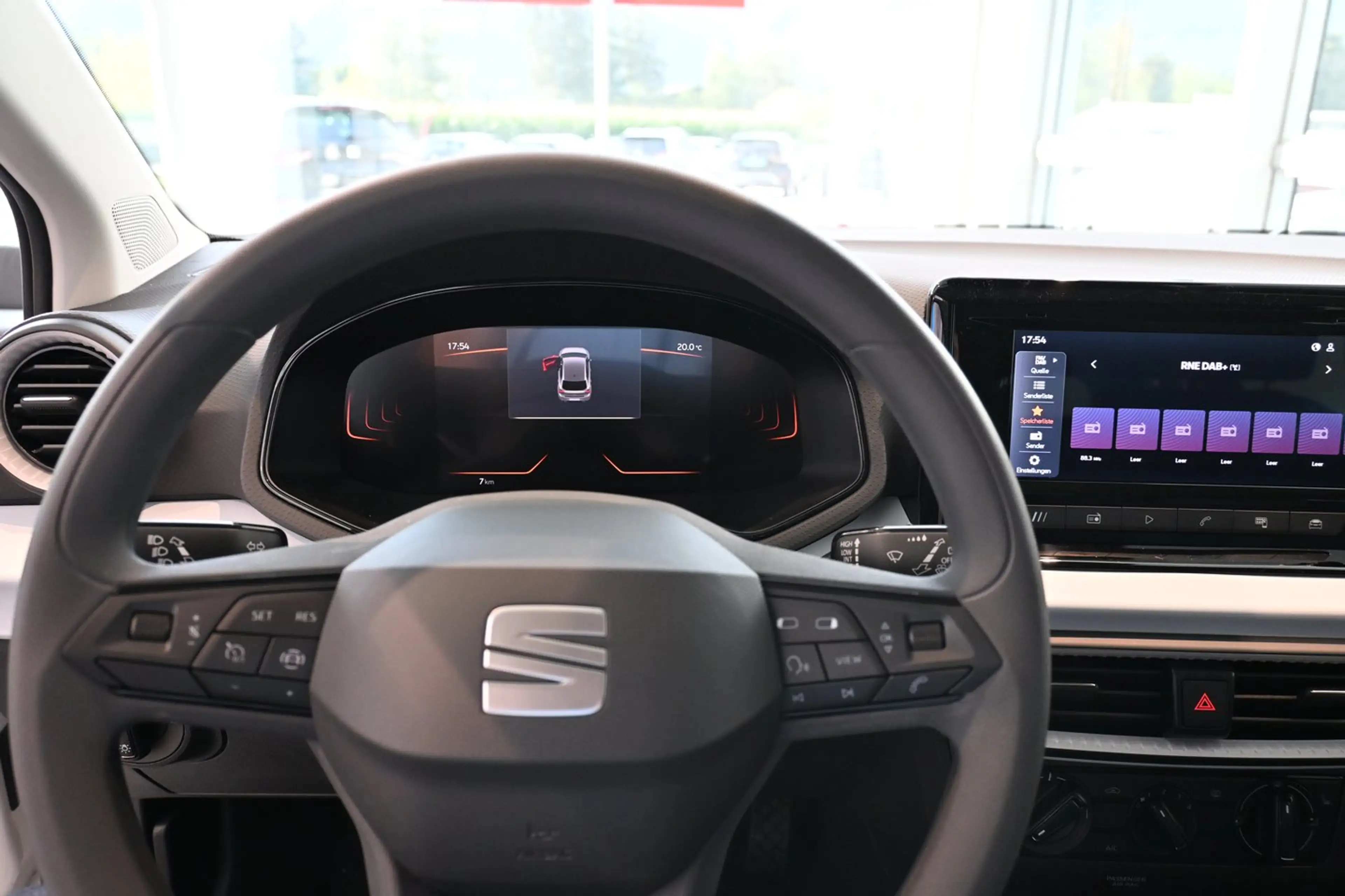 SEAT Ibiza Reference Edition 1.0 80PS — photo 10