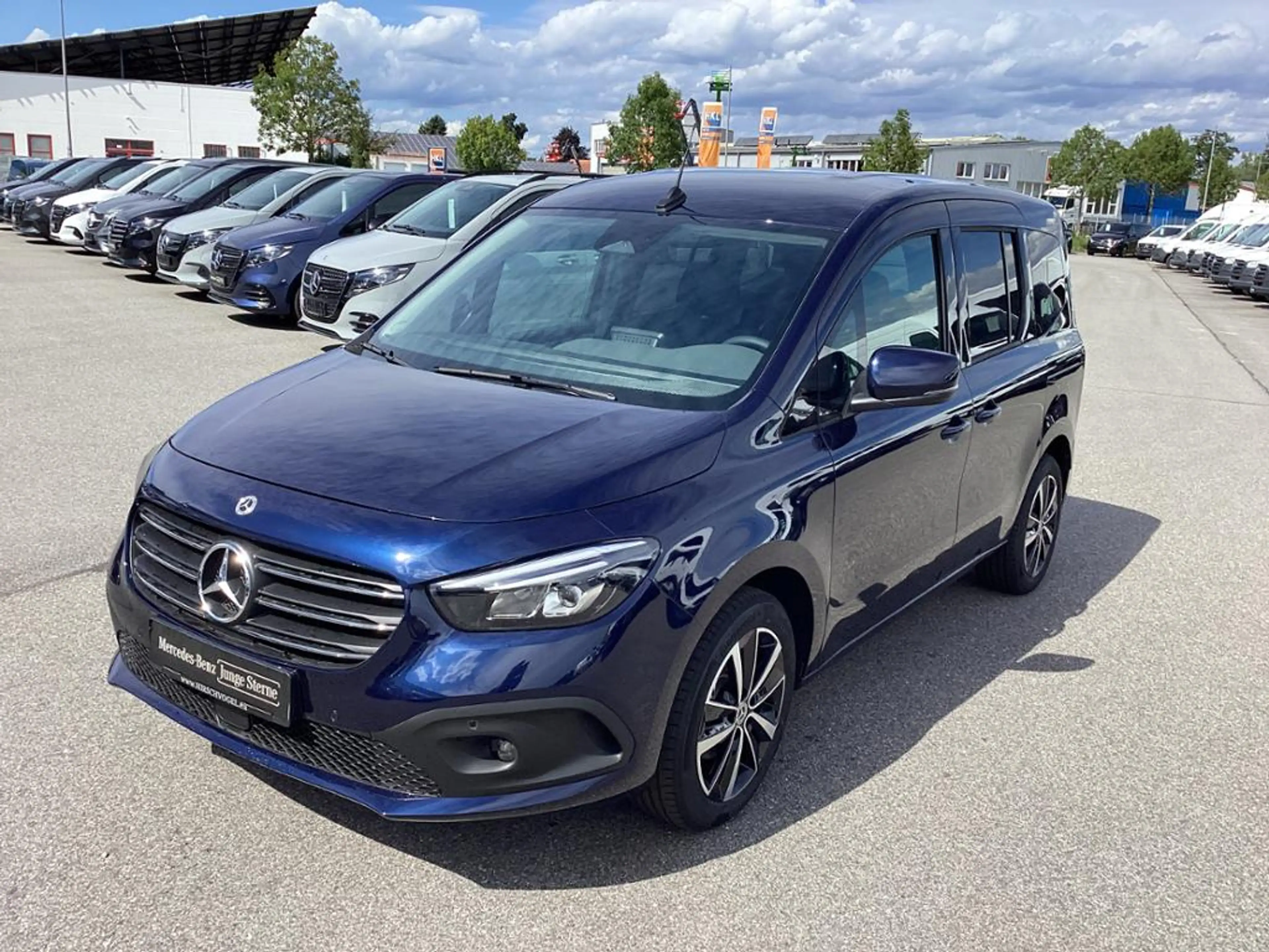 Mercedes-Benz T-Class PROGRESSIVE Edition AHK Lenkradheizung — photo 2