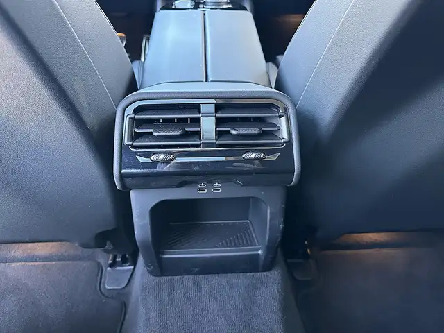 BMW 520 i Touring M-Sportpaket PRO Aut. / AHK / Pano / ... Ansicht 18