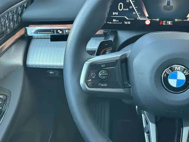 BMW 520 i Touring M-Sportpaket PRO Aut. / AHK / Pano / ... Ansicht 22