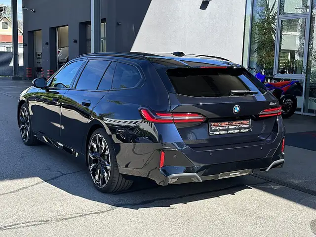 BMW 520 i Touring M-Sportpaket PRO Aut. / AHK / Pano / ... Ansicht 7