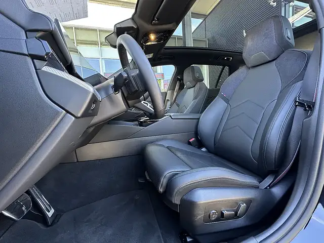 BMW 520 i Touring M-Sportpaket PRO Aut. / AHK / Pano / ... Ansicht 34