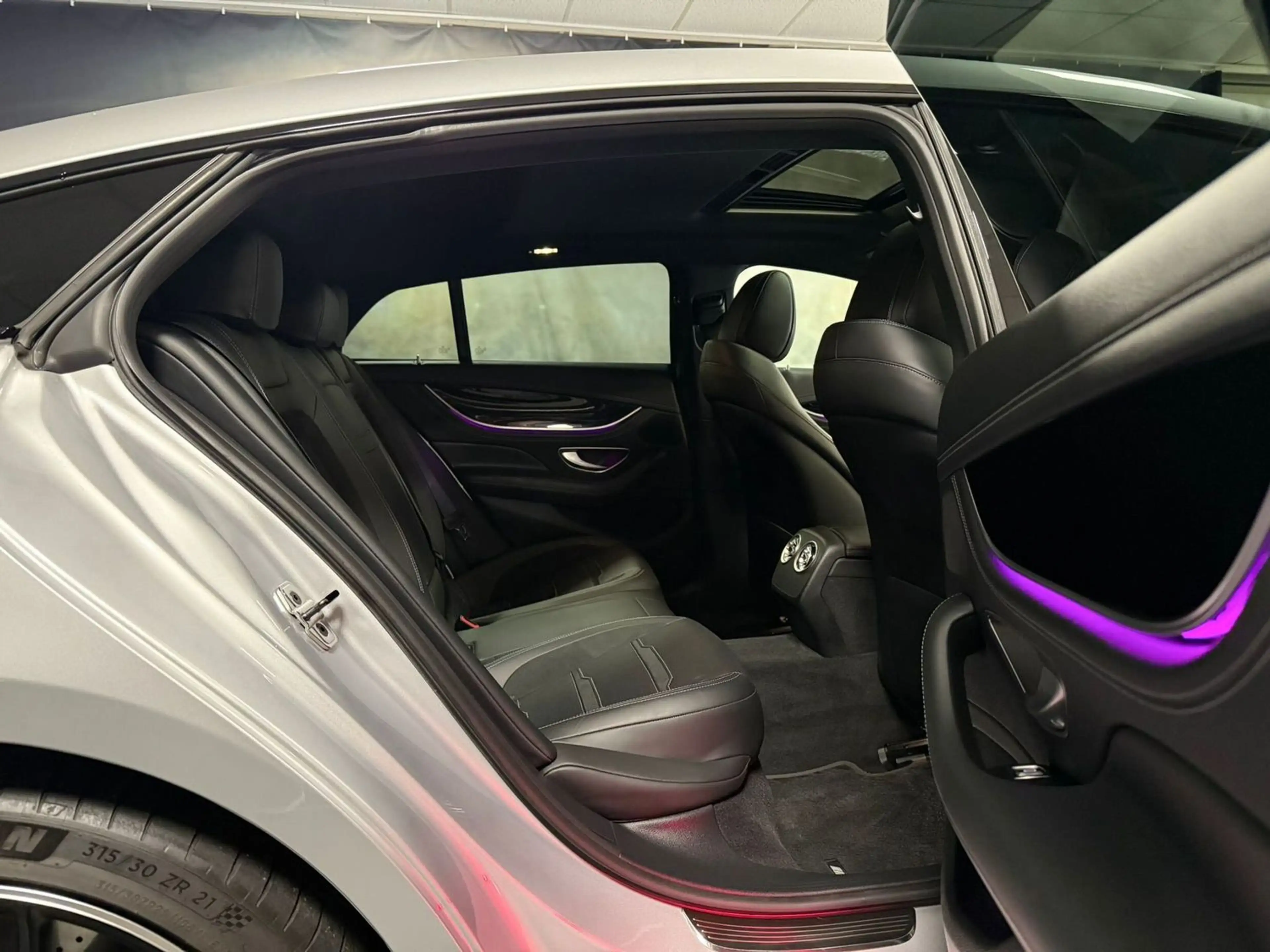 Mercedes-Benz AMG GT 53 4Matic+ LED Night-Paket 48Tkm AMG Performance — photo 10