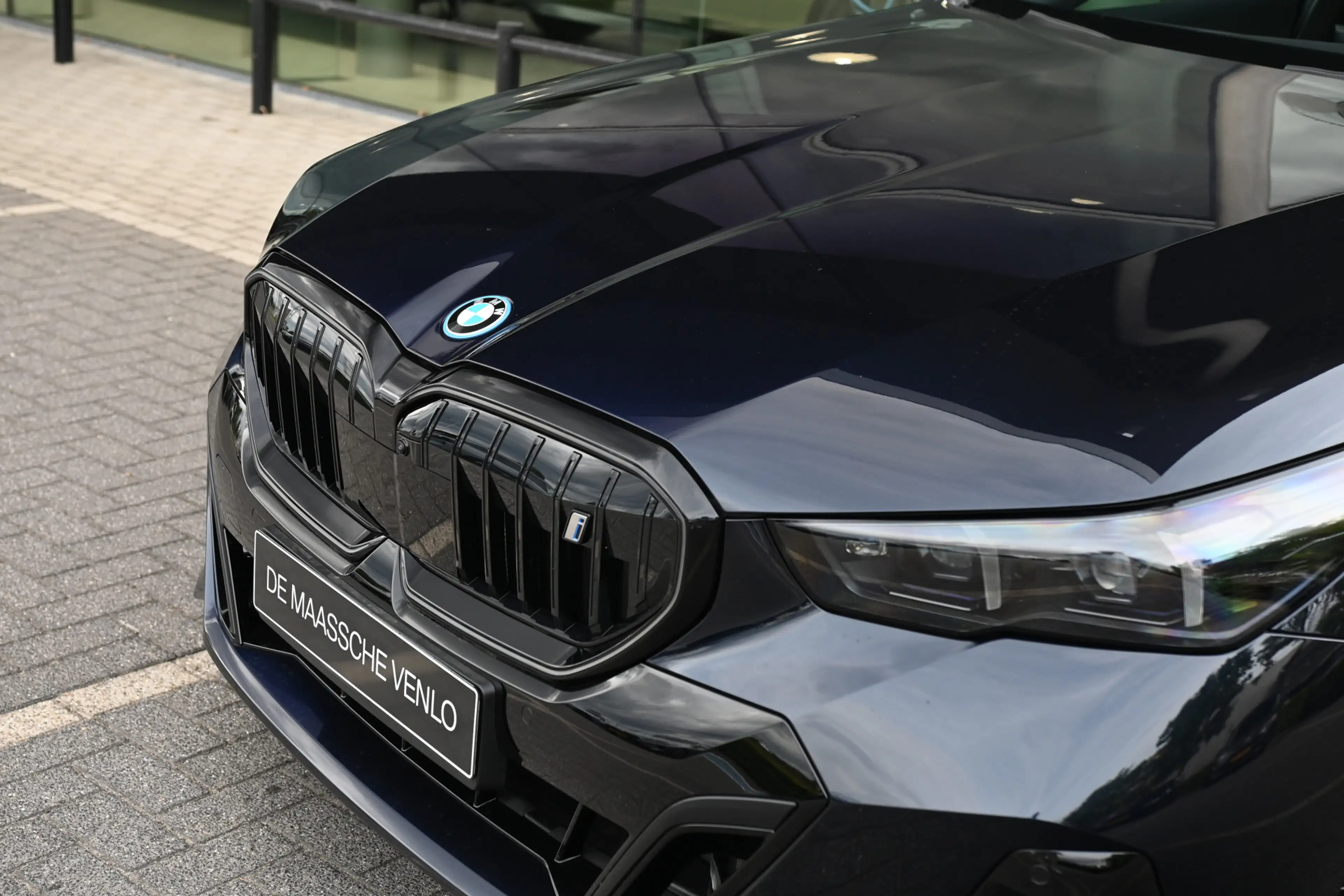 BMW i5 Touring eDrive40 M Sport / Panoramadak / Trekhaak — photo 15