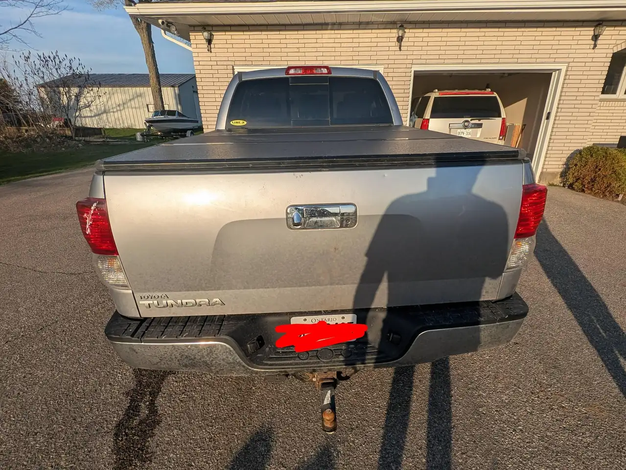 Toyota Tundra снимка Toyota Tundra