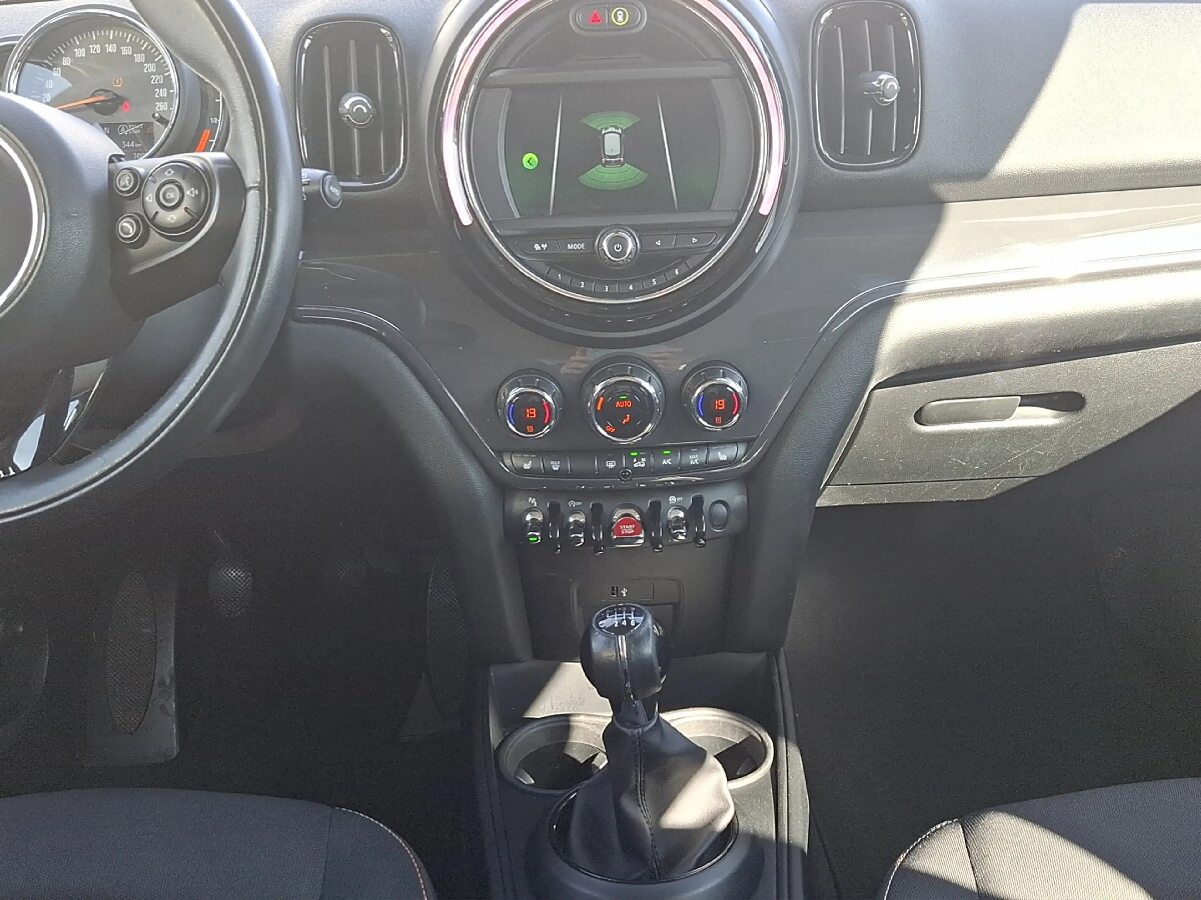 MINI One Countryman MINI Countryman One — photo 8