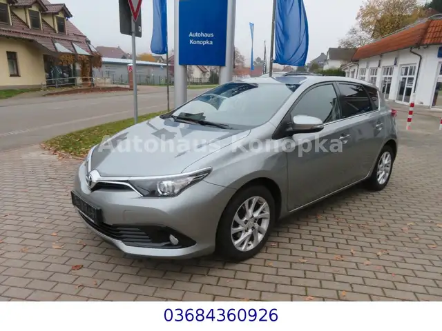 Toyota Auris Edition-S+