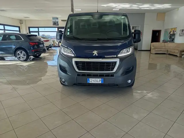Peugeot Boxer 330 2.0 BLUEHD 110CV pc-tn comb
