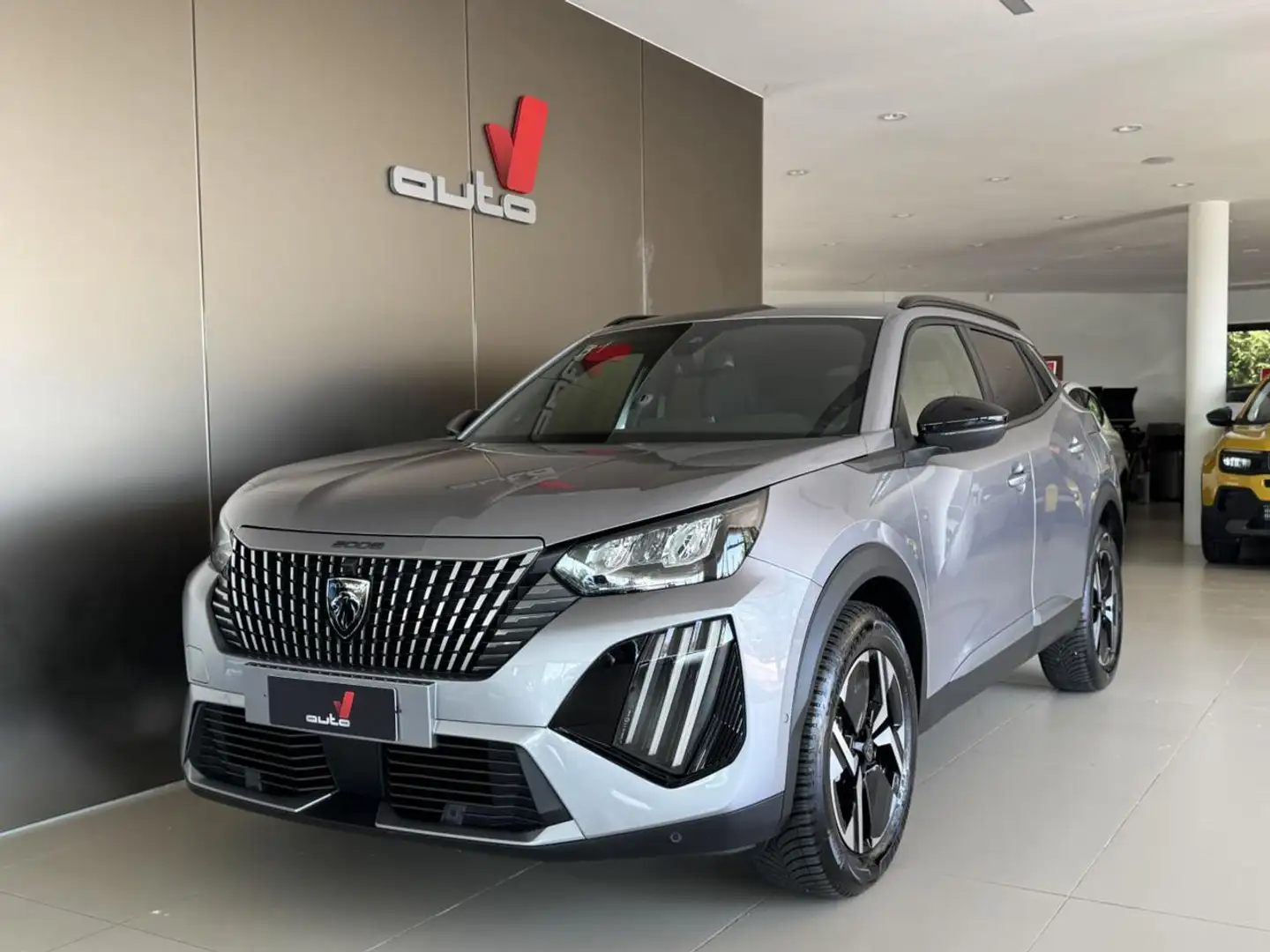 Peugeot 2008 PureTech 100 S&S Allure +TELE ANT E POST +NAVI Grigio - 2