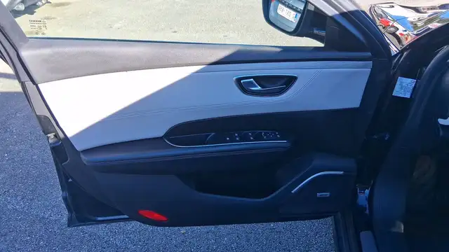 Renault Talisman view 7