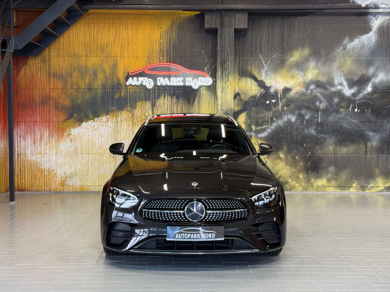 Mercedes-Benz E 400 d T 4Matic ~AMG LINE~PANO~KAMERA 360~LED — photo 2
