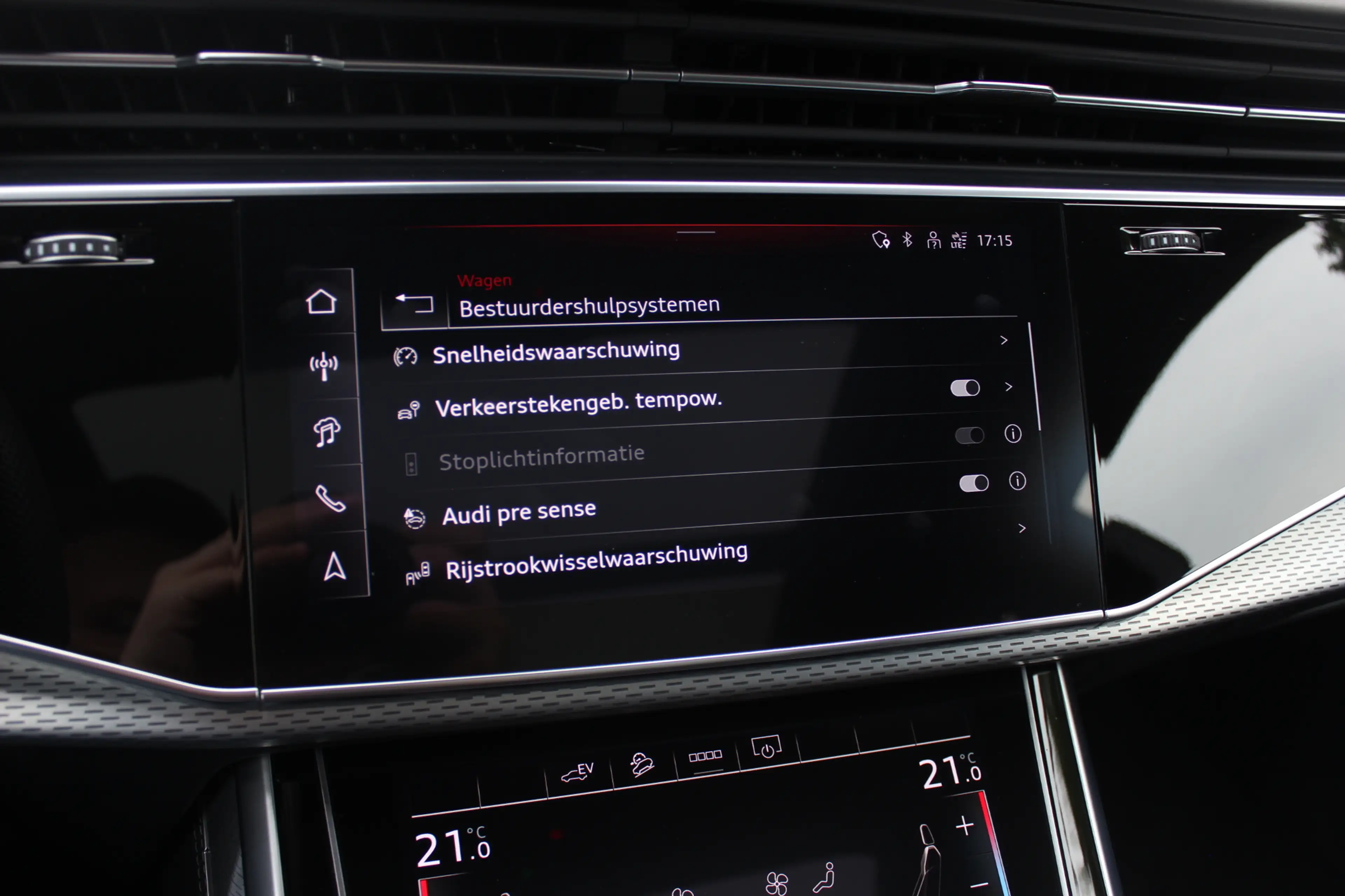 Audi Q8 60 TFSI e quattro Pro Line S Competition / Trekhaa — photo 31