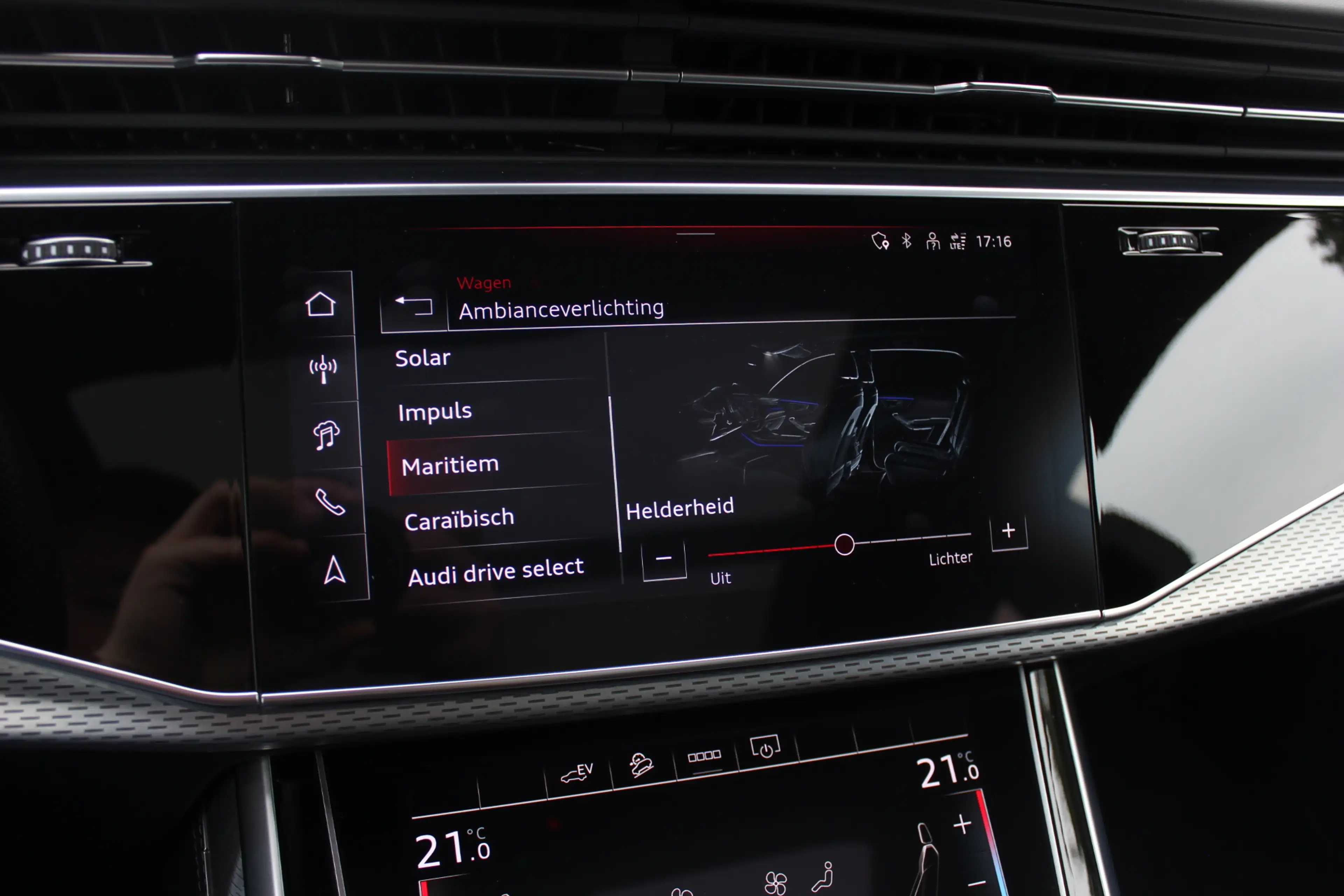 Audi Q8 60 TFSI e quattro Pro Line S Competition / Trekhaa — photo 30