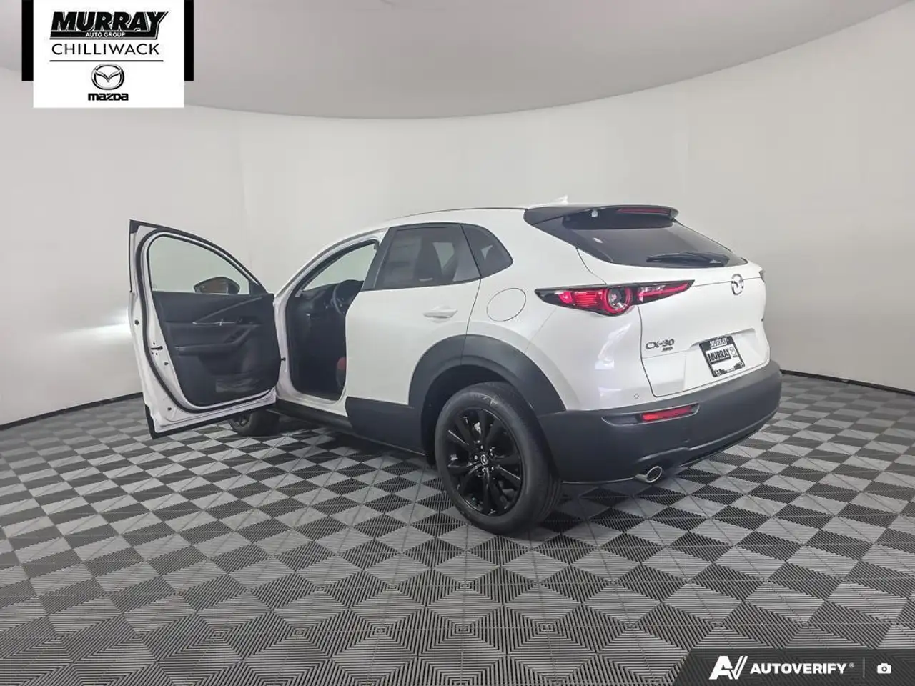 Mazda CX-30 снимка Mazda CX-30