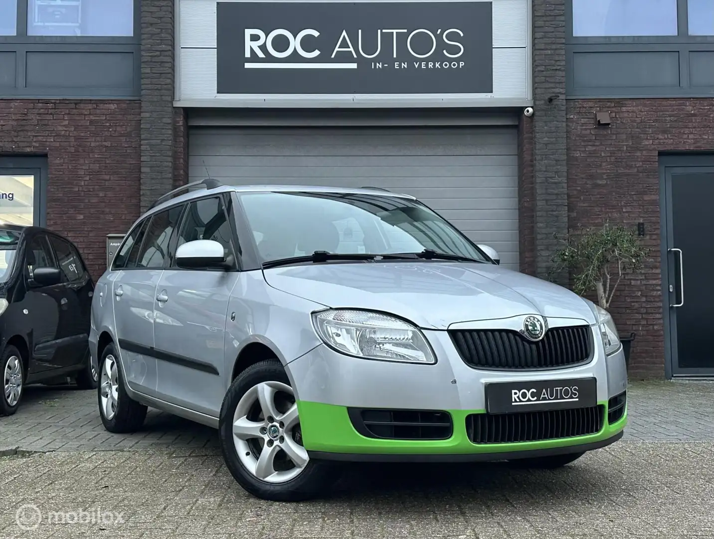 Skoda Fabia Combi 1.4-16V Classic | Airco | Trekhaak Grijs - 1