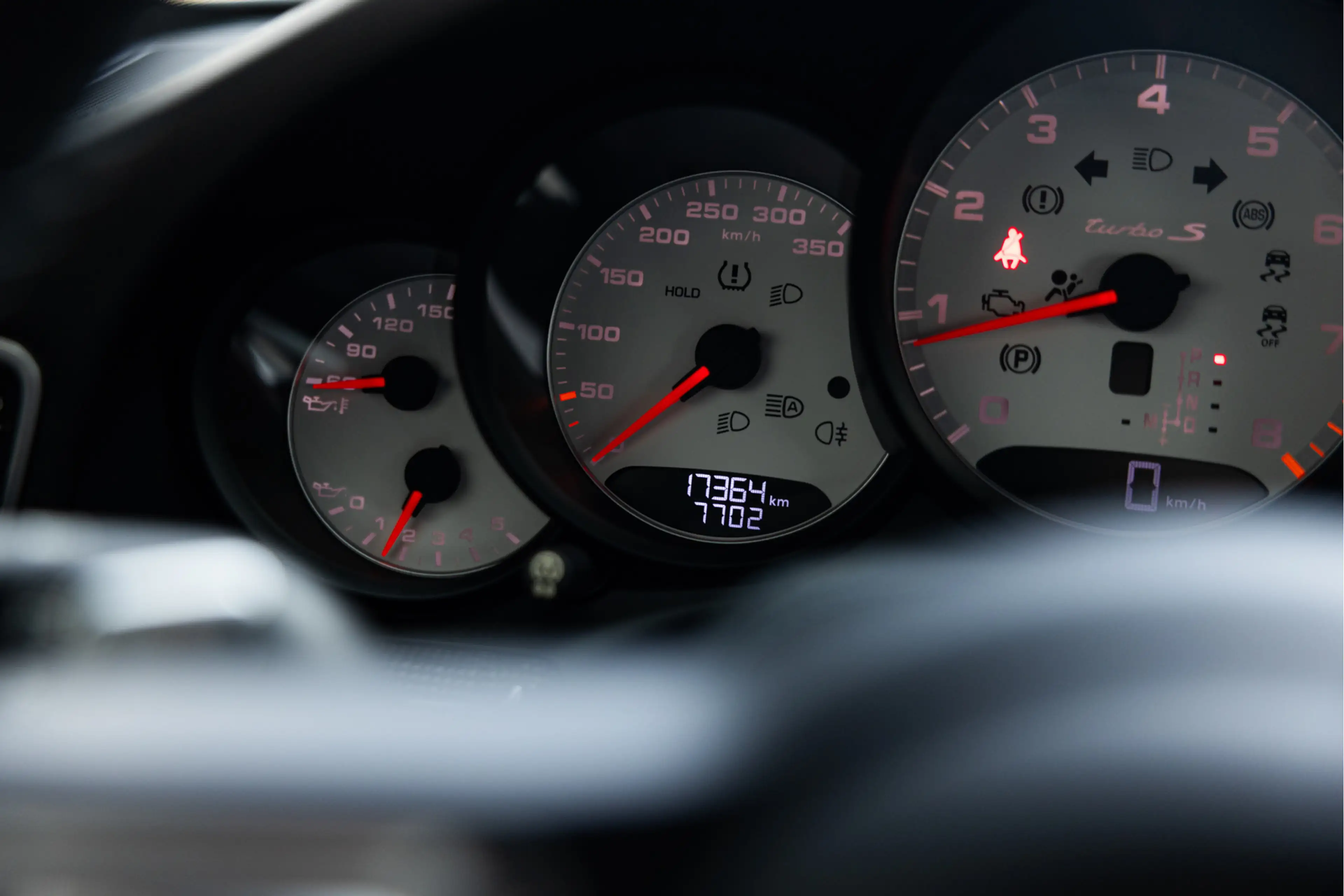 Porsche 991 3.8 Turbo S | 991.2 | Akrapovic | Bose | Schuifdak — photo 13