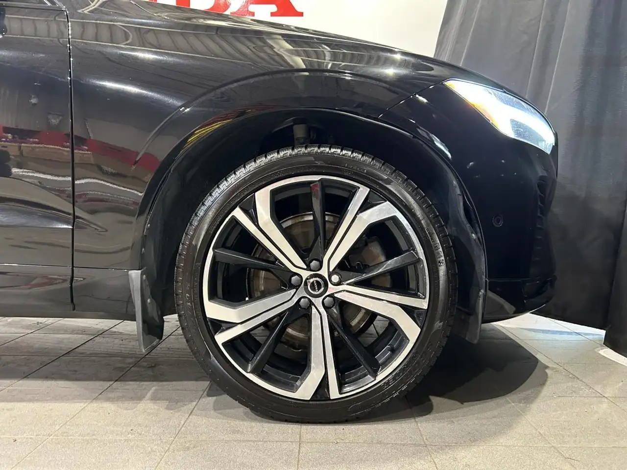 Volvo XC60 снимка Volvo XC60