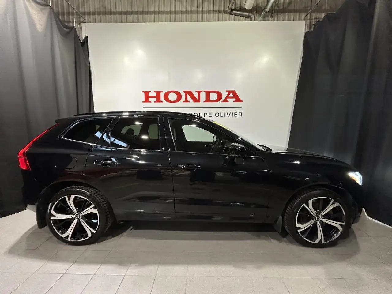 Volvo XC60 снимка Volvo XC60