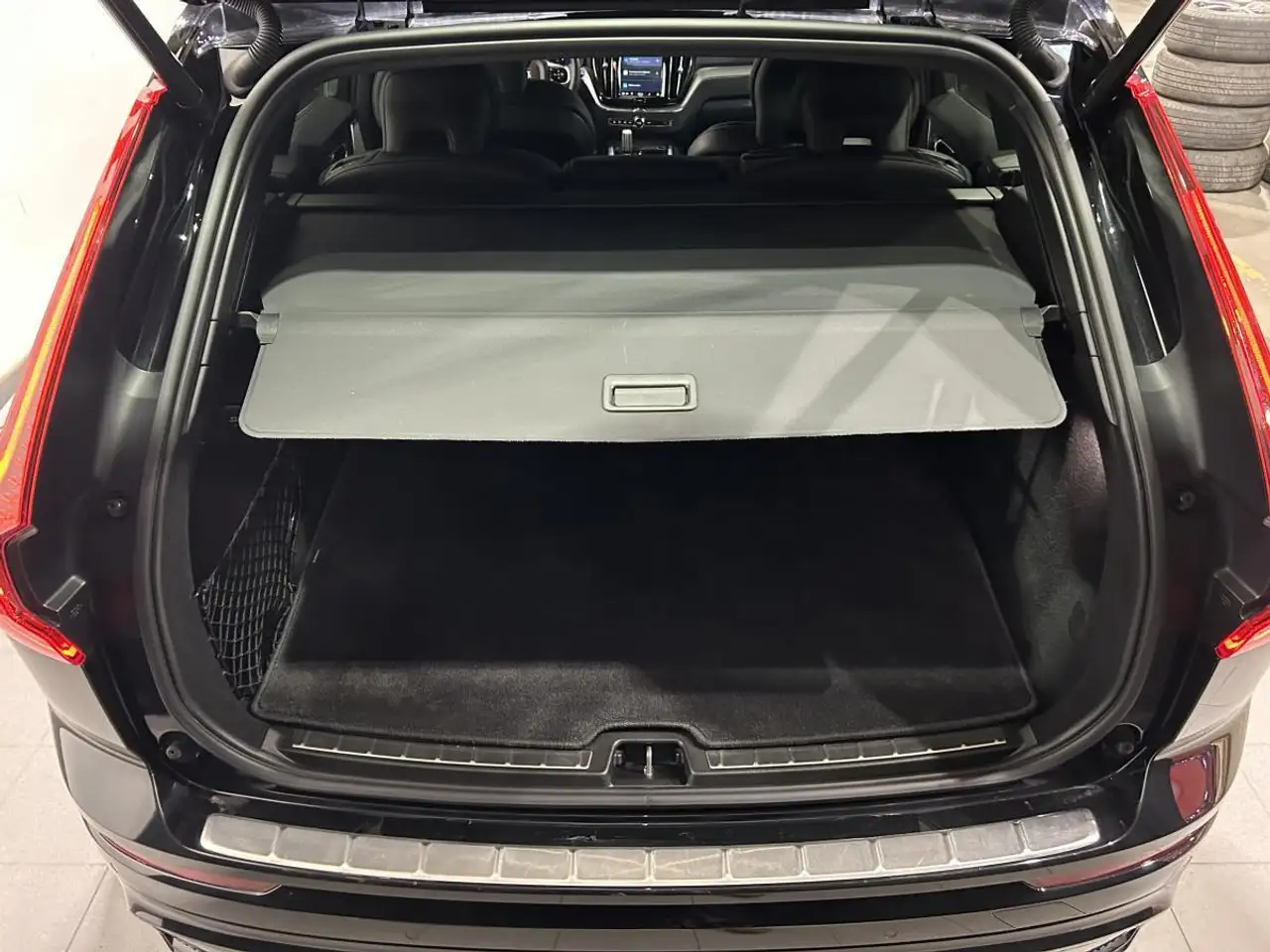 Volvo XC60 снимка Volvo XC60