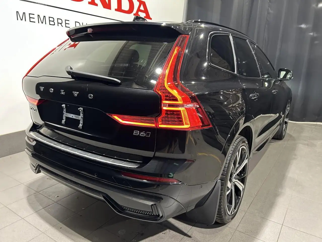 Volvo XC60 снимка Volvo XC60