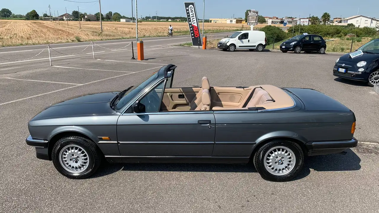 BMW 320i Cabrio 6 cilindri, foto 5