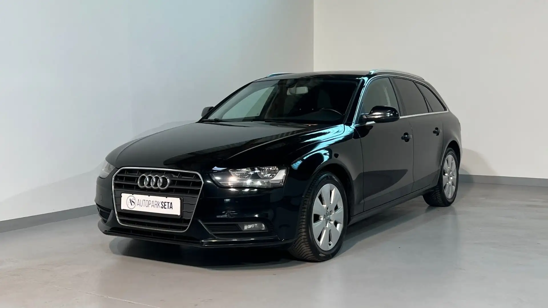 Audi A4 3.0 TDI Aut. Avant Amb. NAV*SHZ*KLIMAAUT*PDC Schwarz - 1