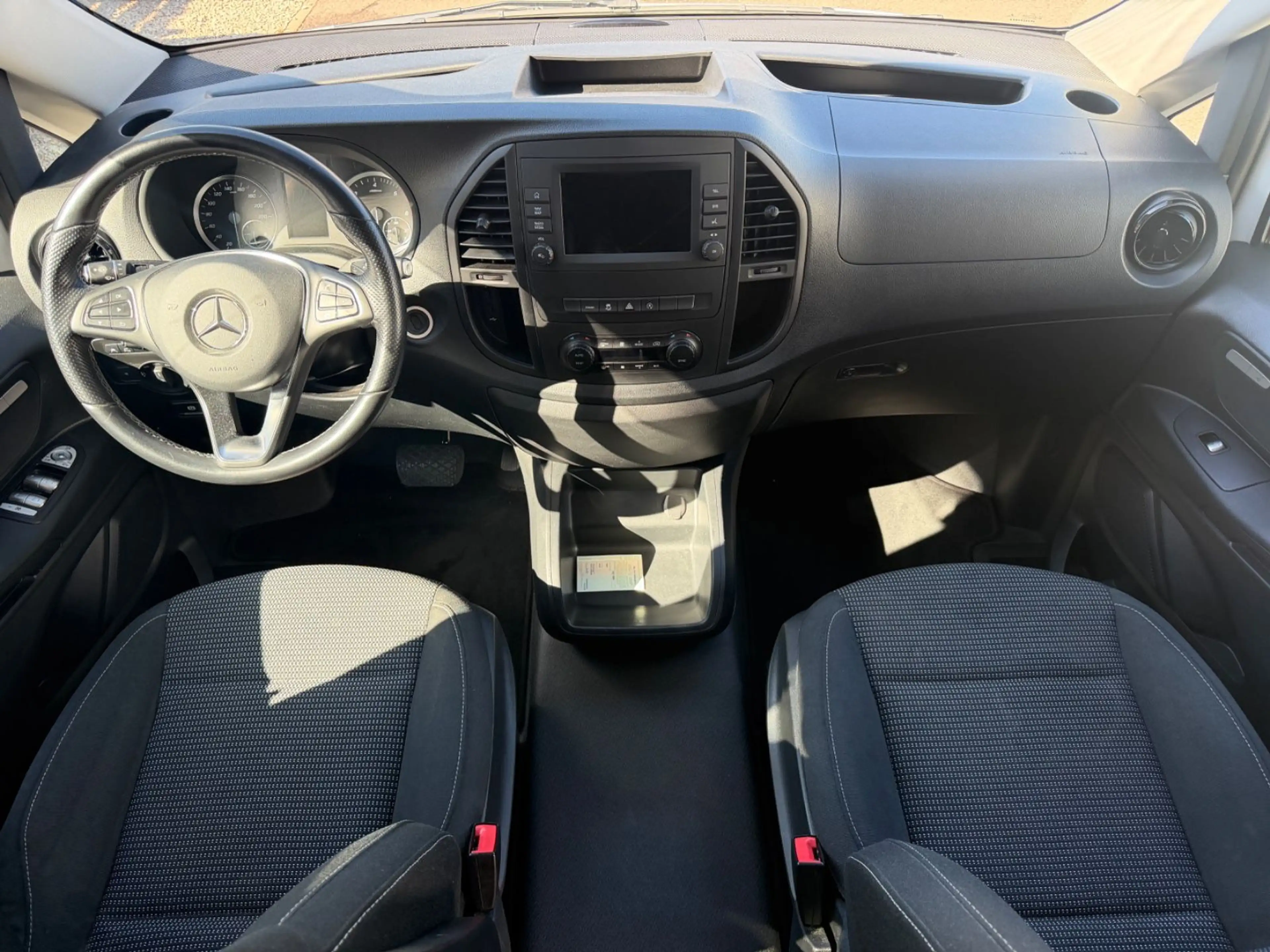 Mercedes-Benz Vito Tourer 114 CDI RWD lang Edition — photo 7