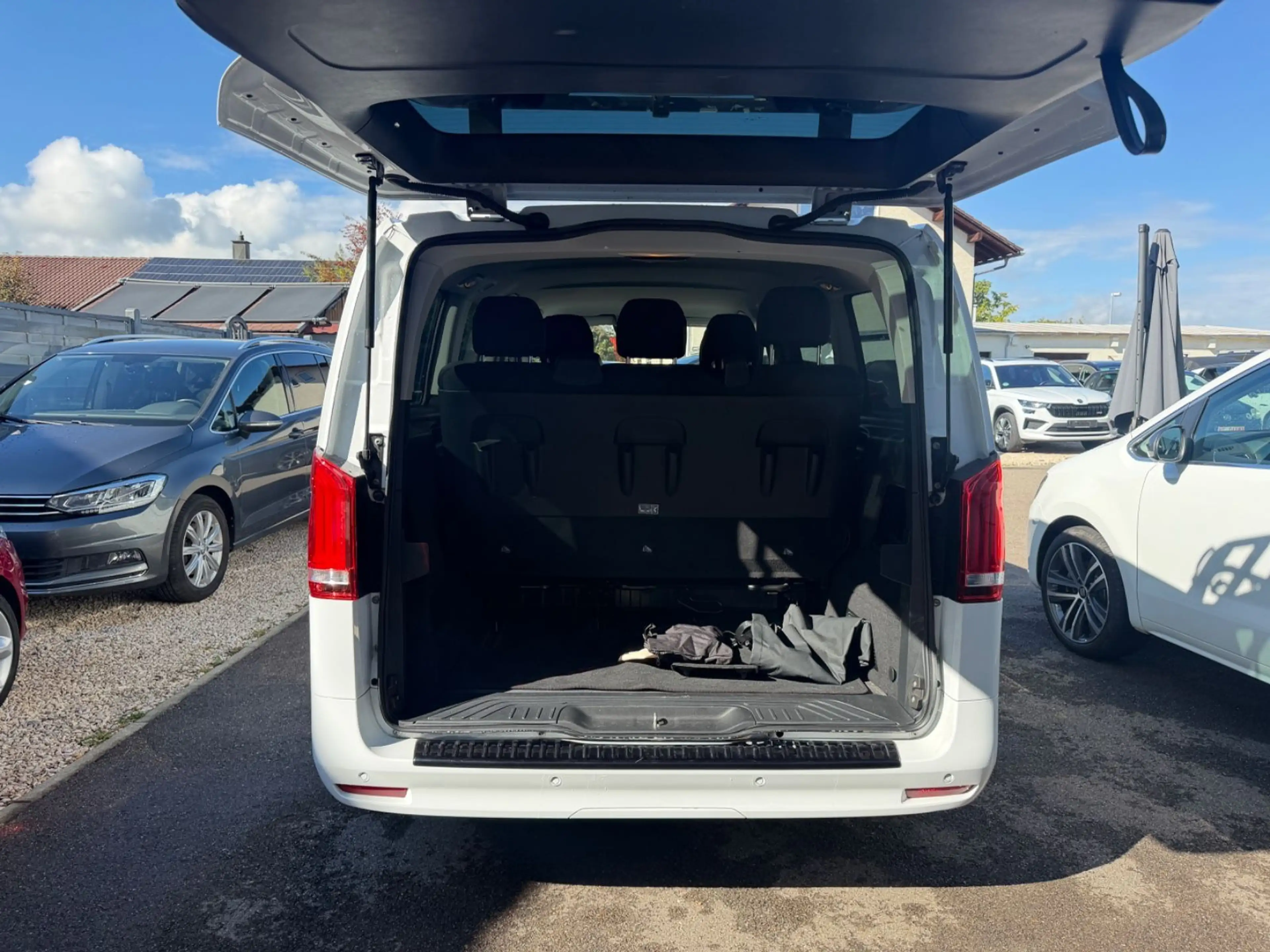 Mercedes-Benz Vito Tourer 114 CDI RWD lang Edition — photo 13