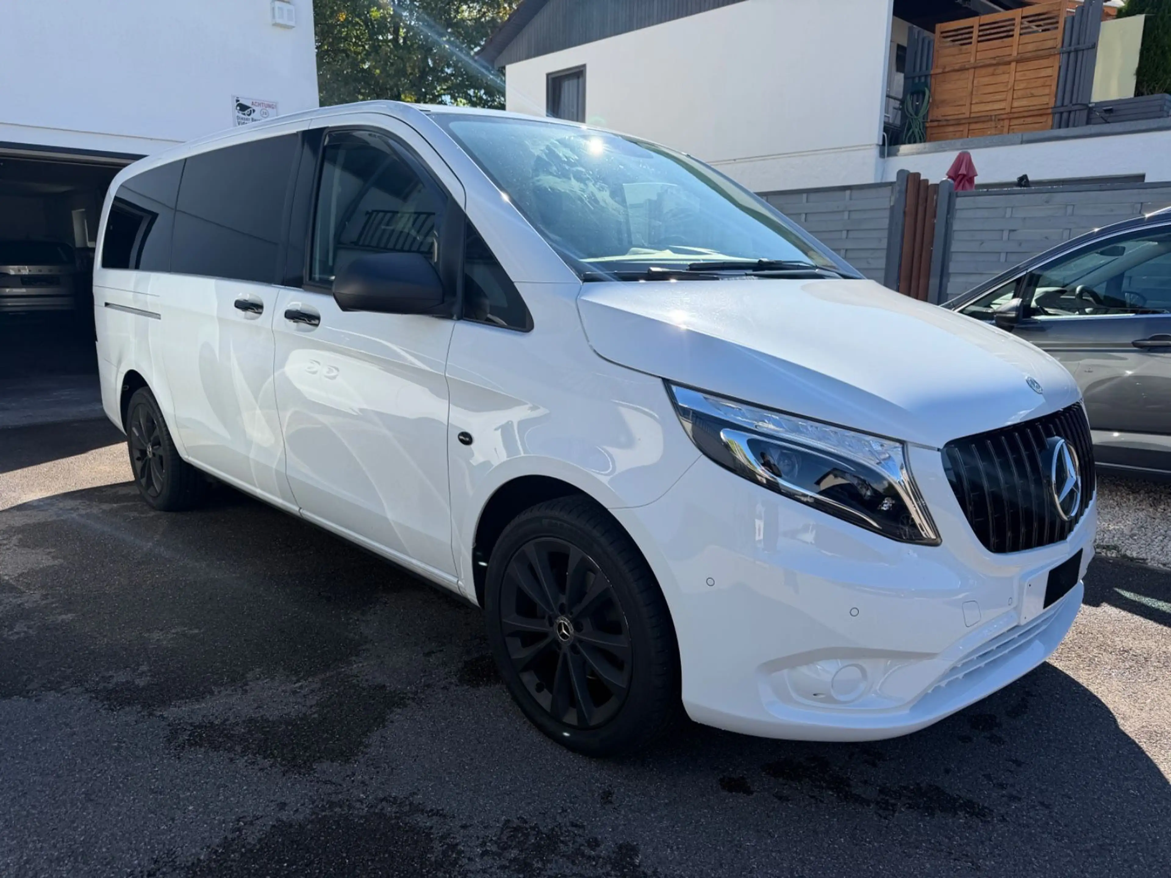 Mercedes-Benz Vito Tourer 114 CDI RWD lang Edition