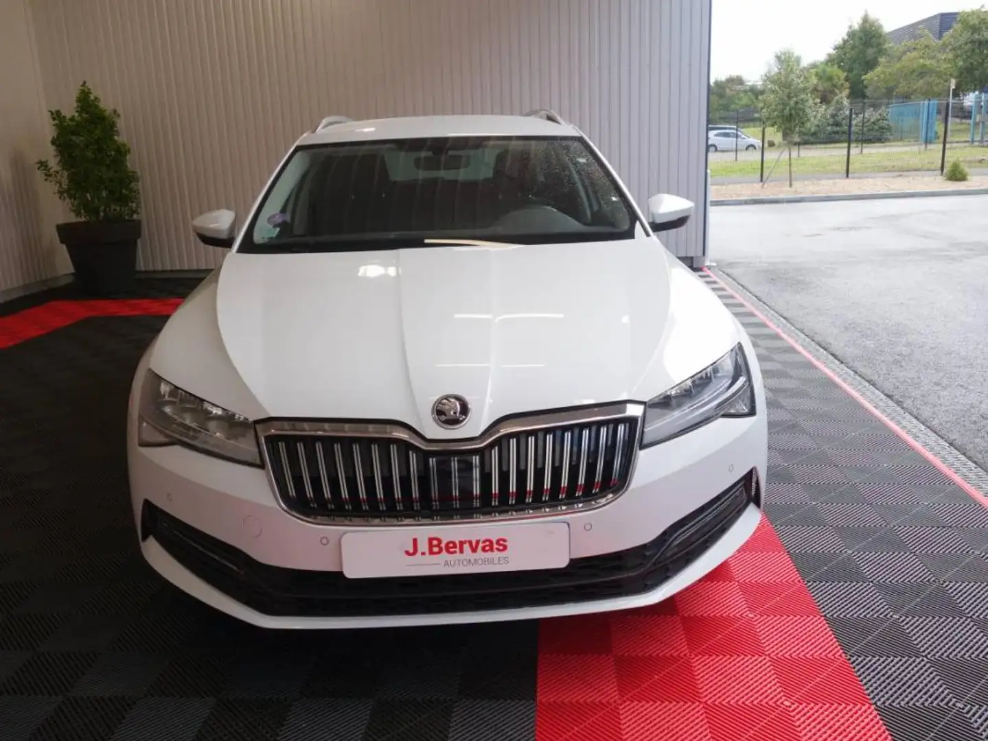 Skoda 1.5 TSI 150 ACT DSG7 BUSINESS Alb - 2