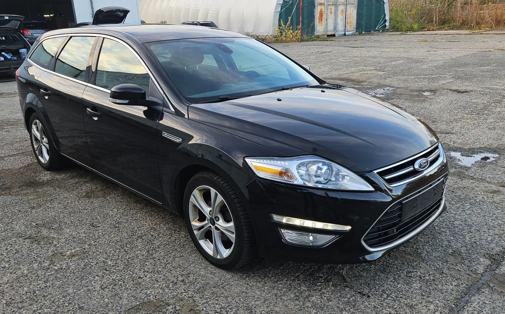 Ford Mondeo Business Edition Schwarz - 2