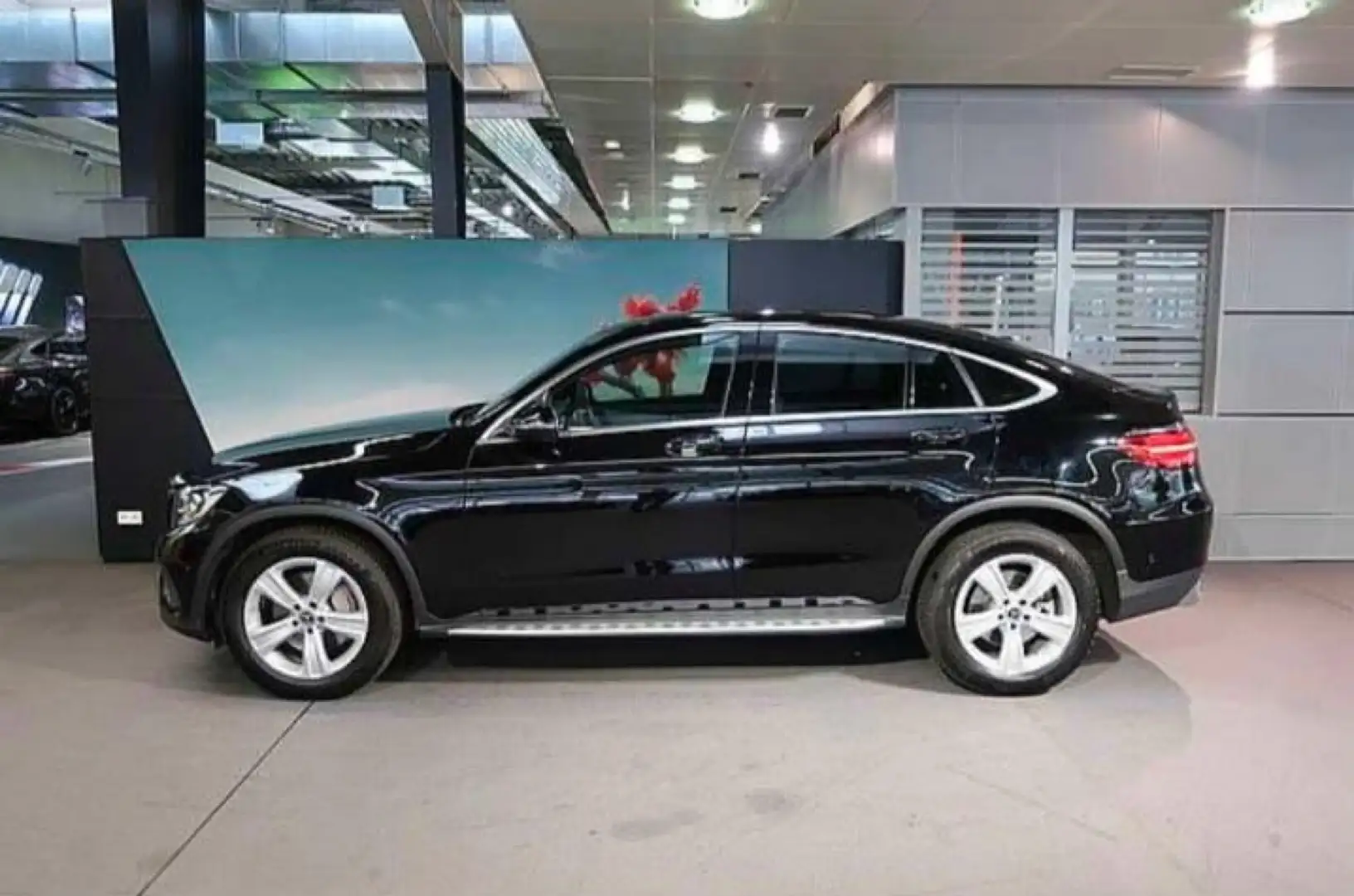 Mercedes-Benz GLC 220 d Coupé 4MATIC Aut. Schwarz - 2