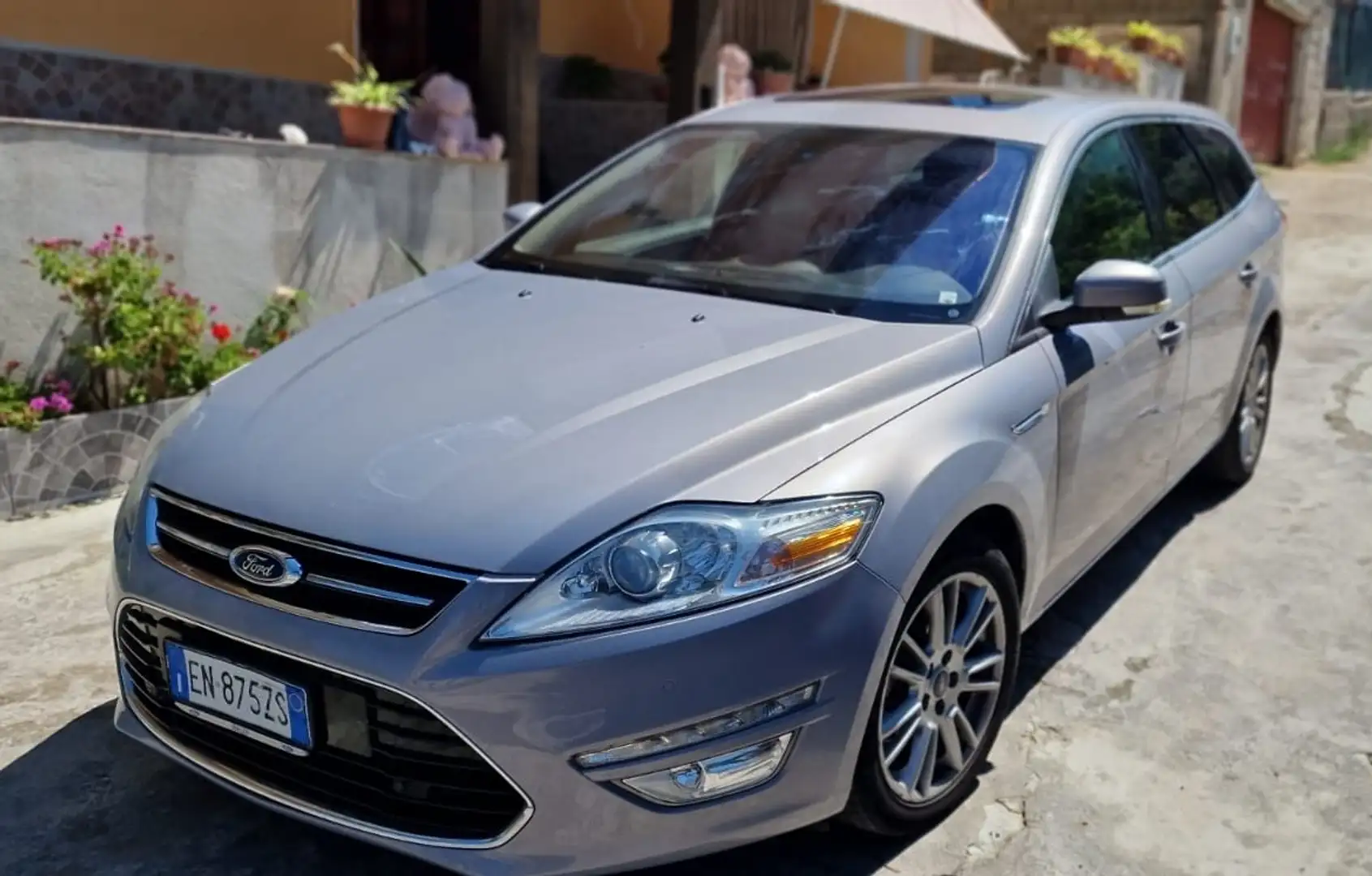 Ford Mondeo SW 2.0 tdci Titanium c/radio 163cv - 1