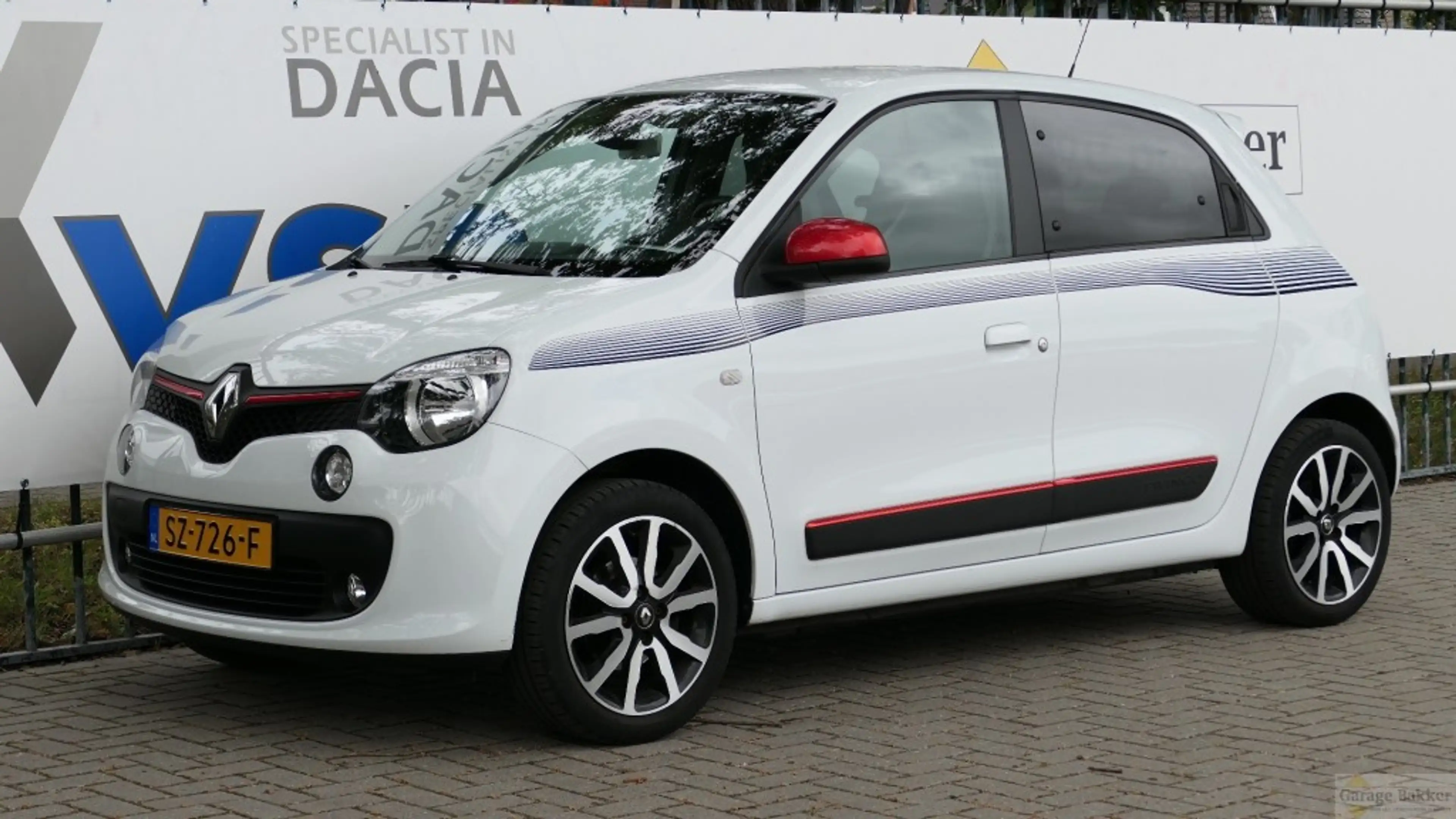 Renault Twingo TCe 90 Intens — photo 8