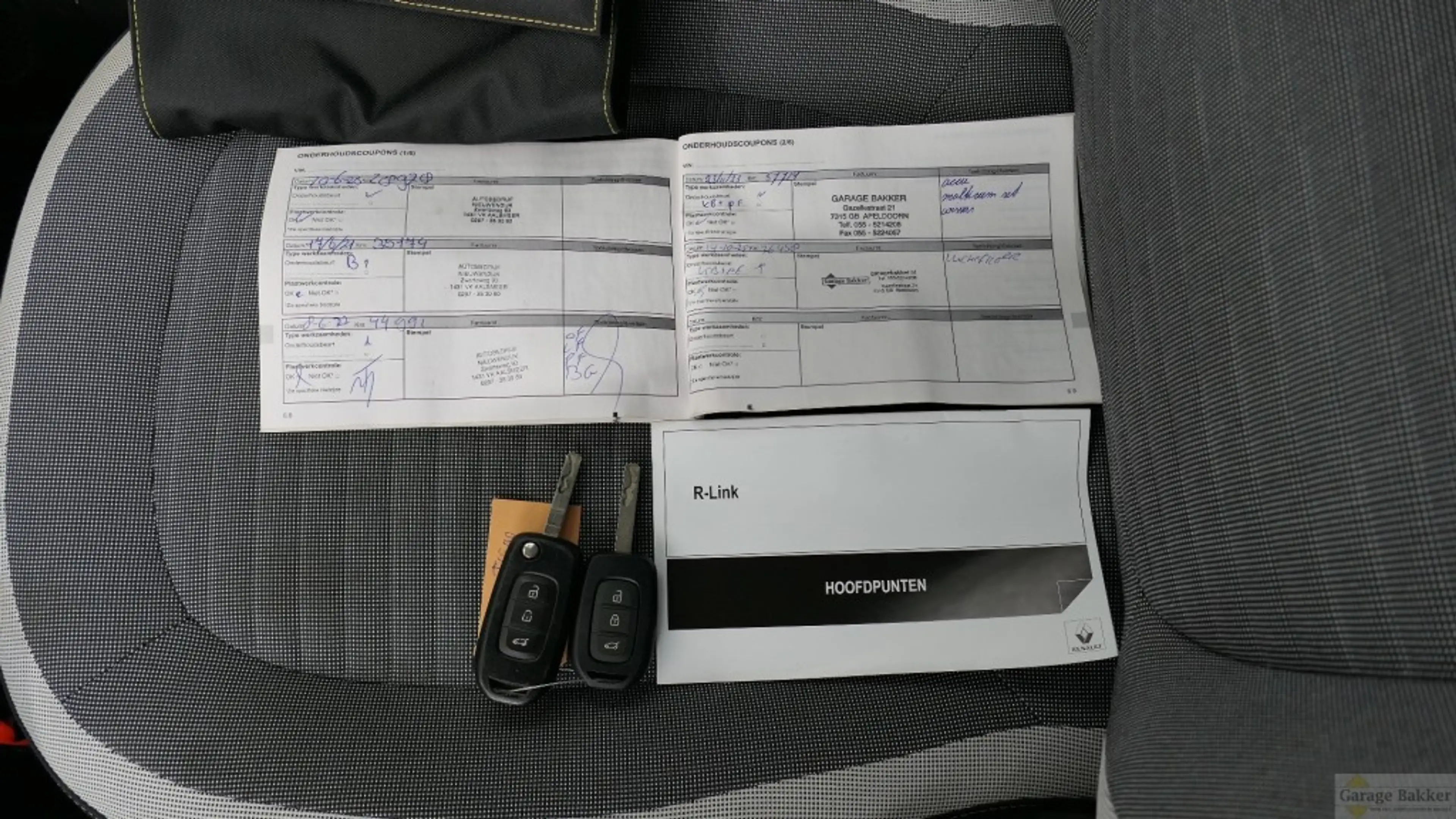 Renault Twingo TCe 90 Intens — photo 11