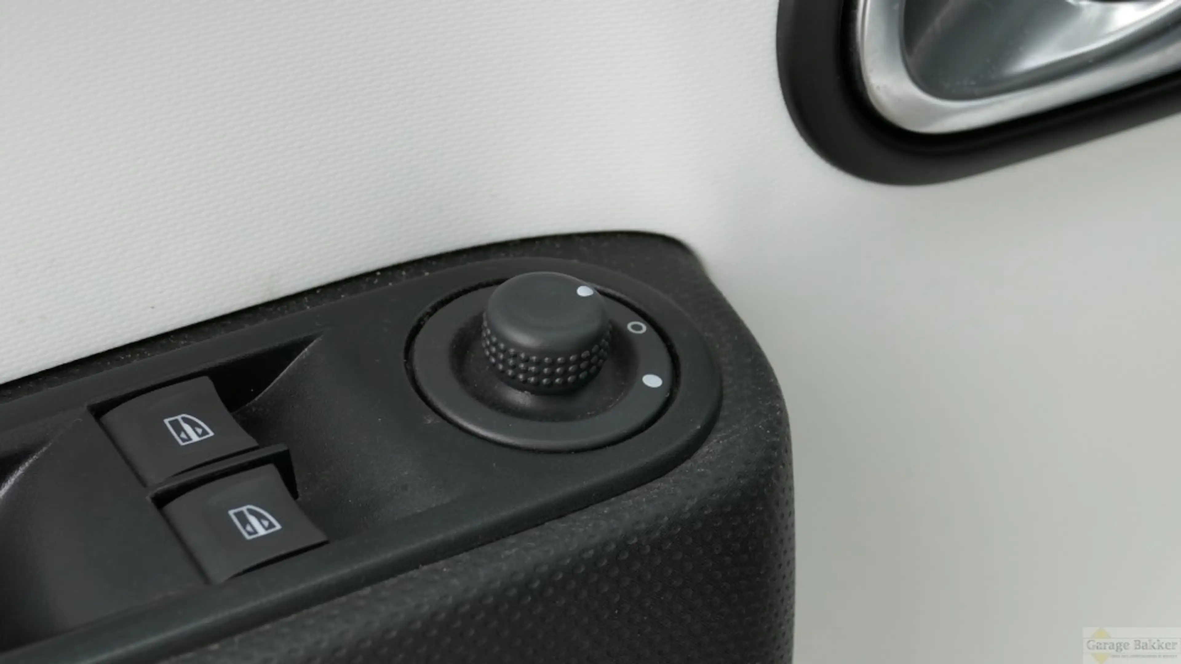 Renault Twingo TCe 90 Intens — photo 20