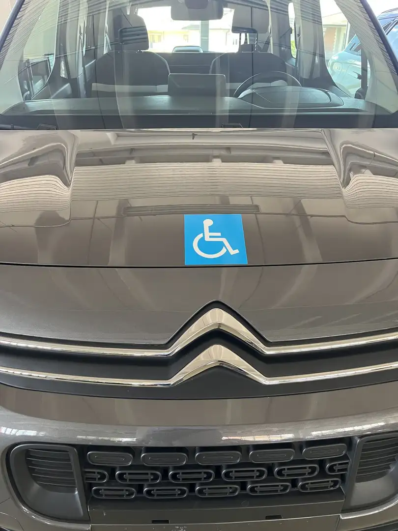 Citroen Berlingo BlueHDi 100 Stop&Start Combi Feel PEDANA DISABILI Grigio - 2