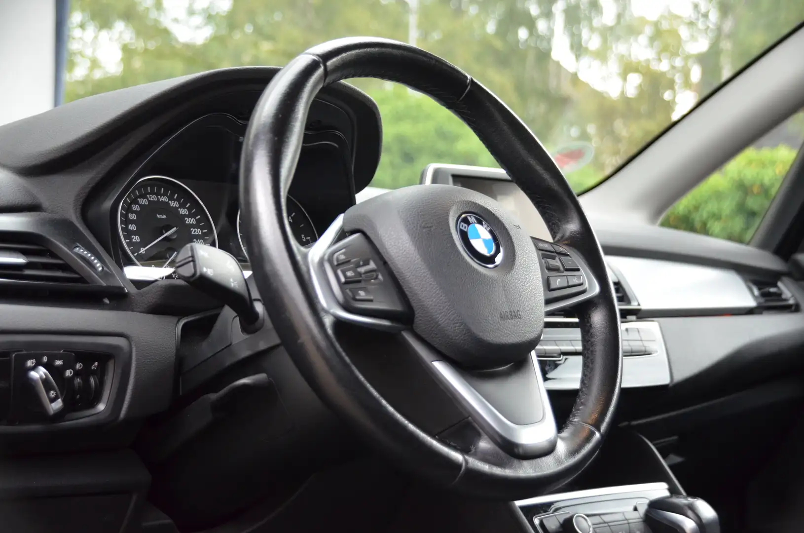 BMW 216 216 d Advantage Schwarz - 2