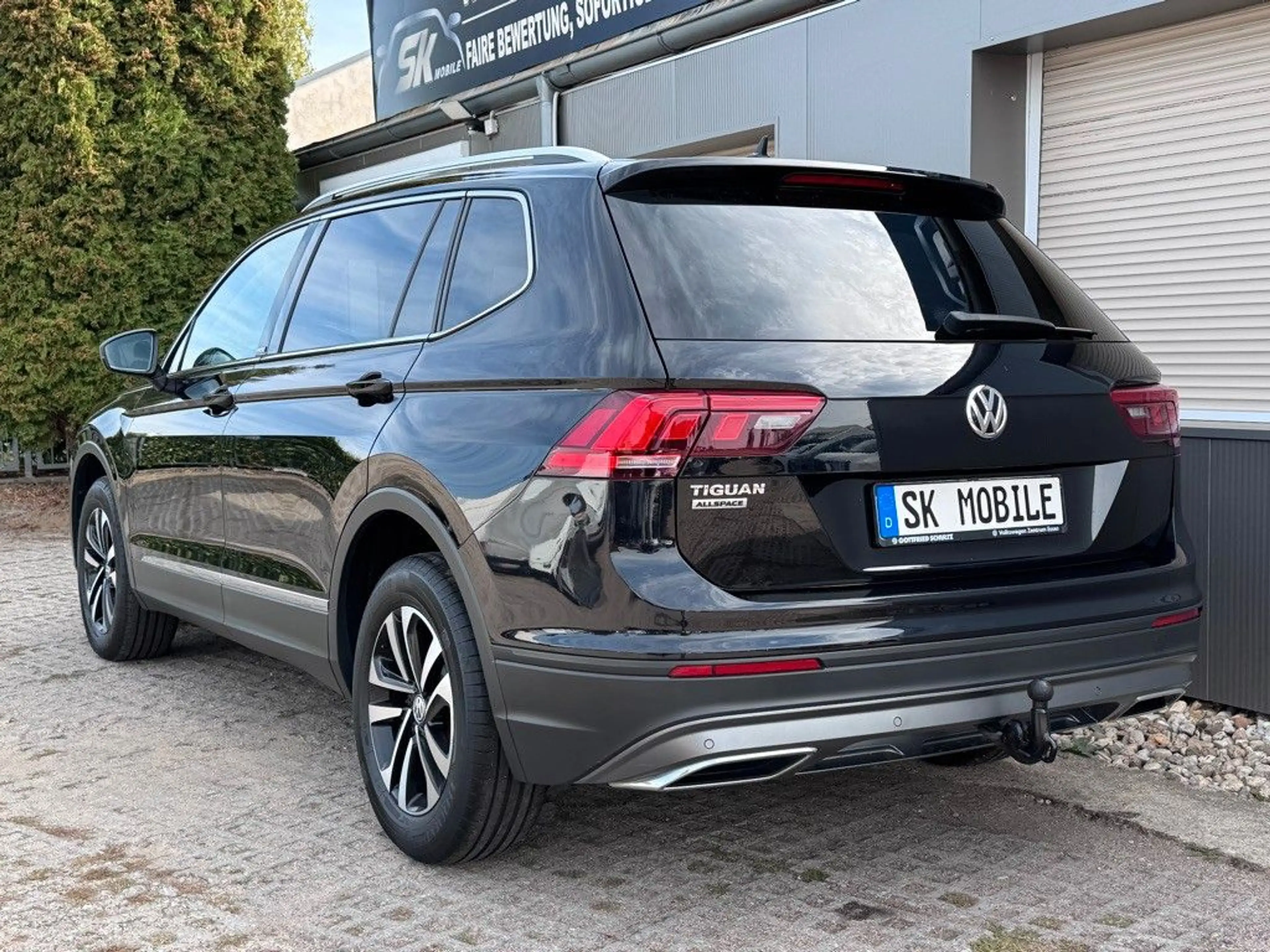 Volkswagen Tiguan Allspace United*7Sitz*1HAND*ACC*LED*AHK* — photo 3