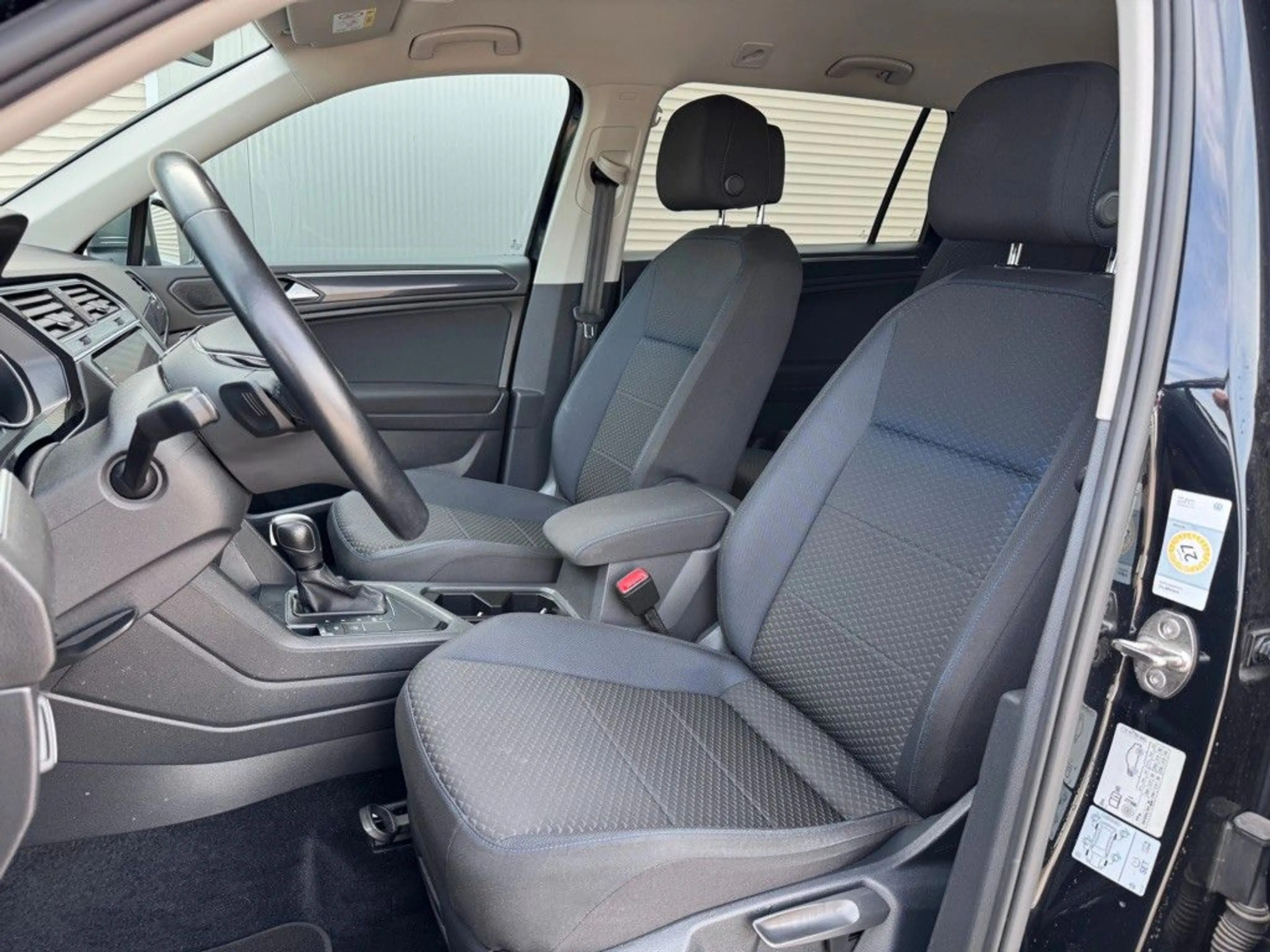 Volkswagen Tiguan Allspace United*7Sitz*1HAND*ACC*LED*AHK* — photo 12