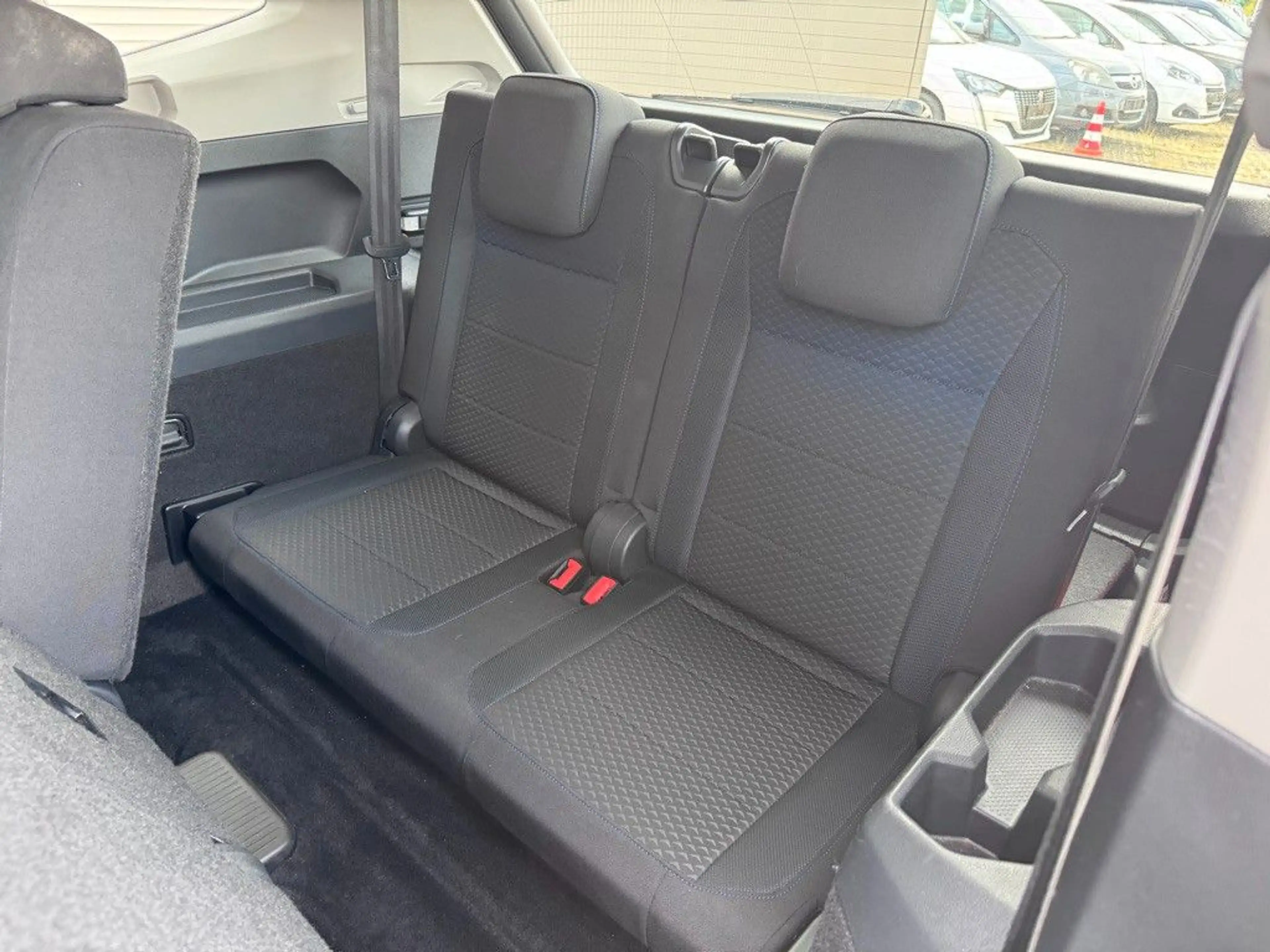 Volkswagen Tiguan Allspace United*7Sitz*1HAND*ACC*LED*AHK* — photo 14