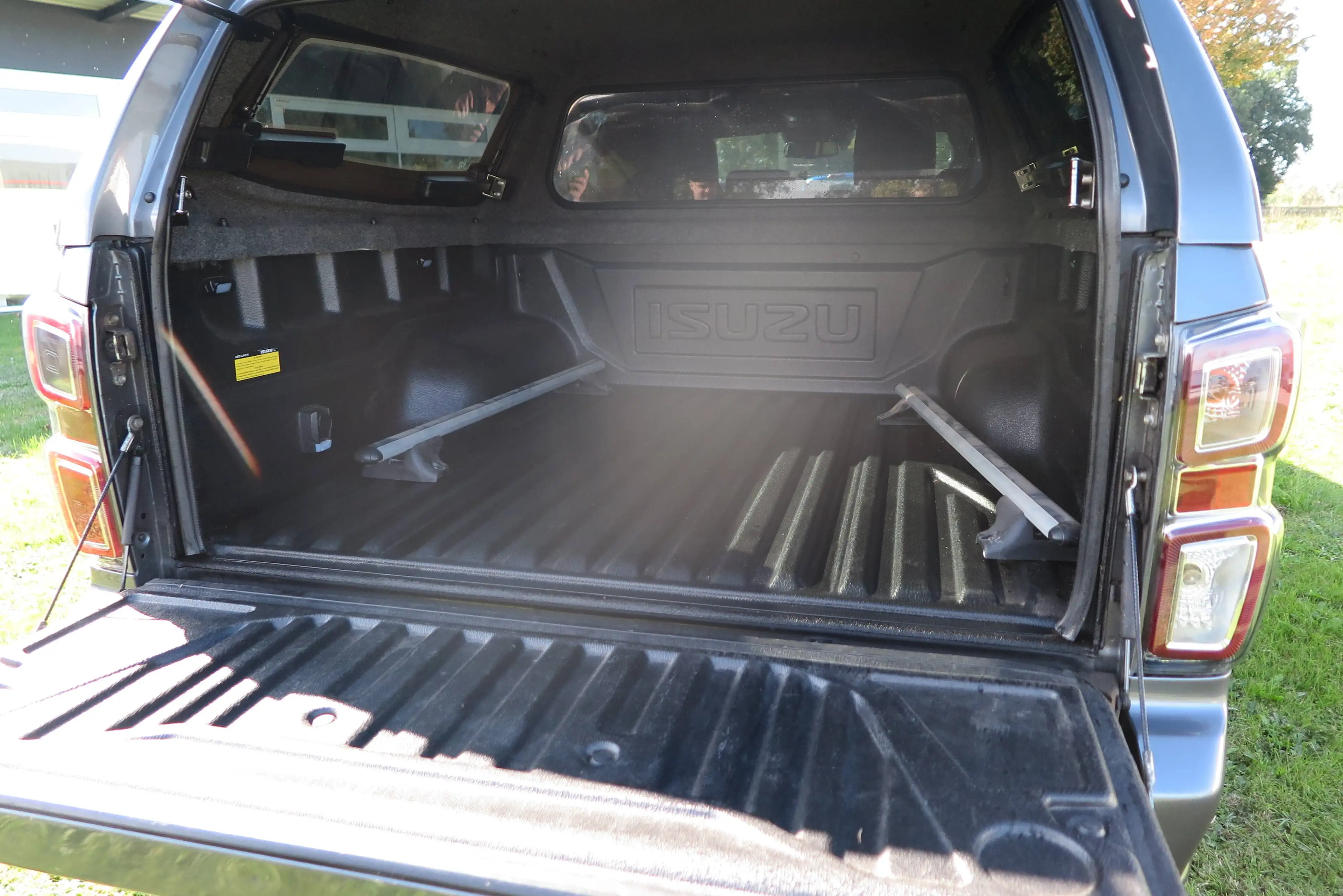Isuzu D-Max Double Cab 4AWD V-Cross — photo 5