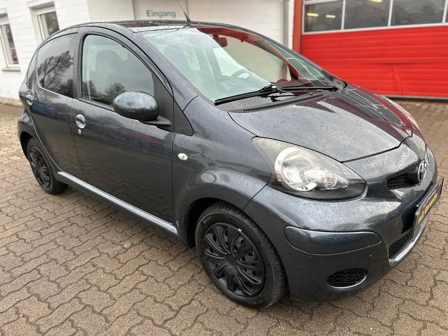 Toyota Sonstige Aygo Edition/AUTOMATIK/KLIMA/5TRG/NAVI Grau - 2