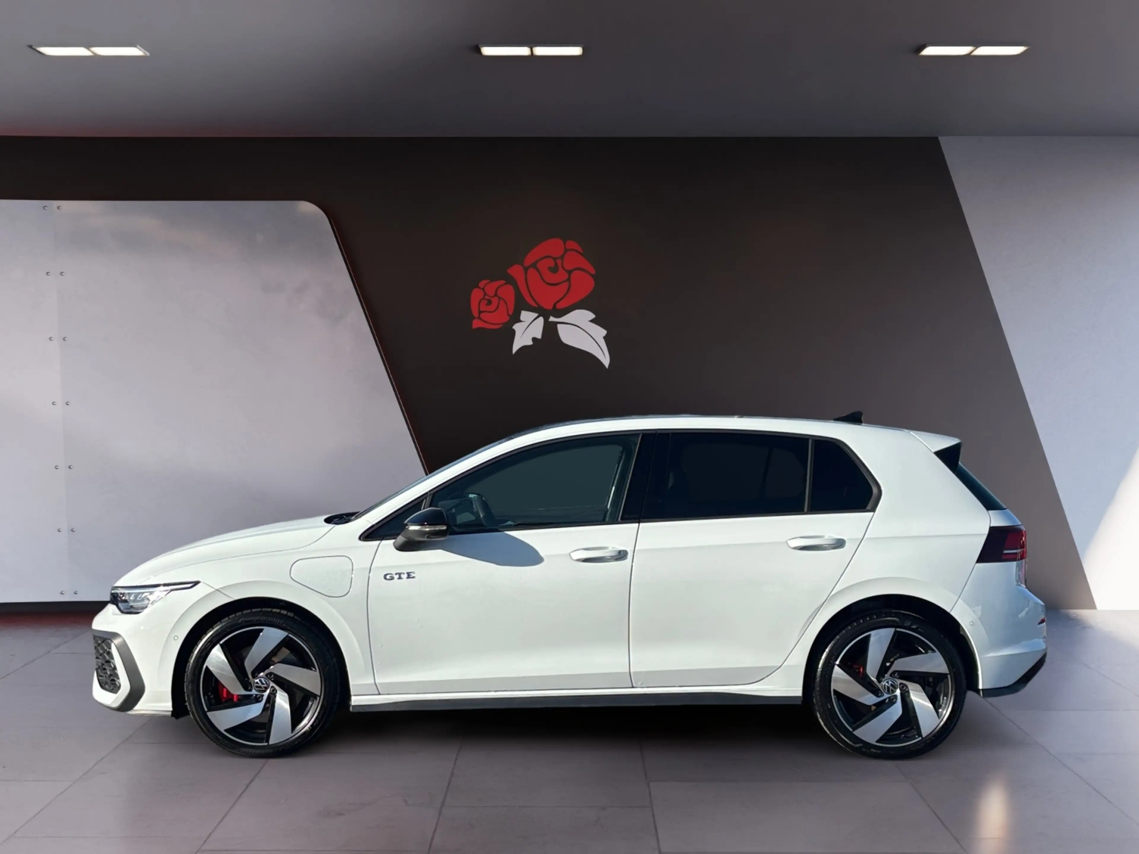 Volkswagen Golf GTE 1,5 e-Hybrid AHK LED Kamera ACC — photo 3